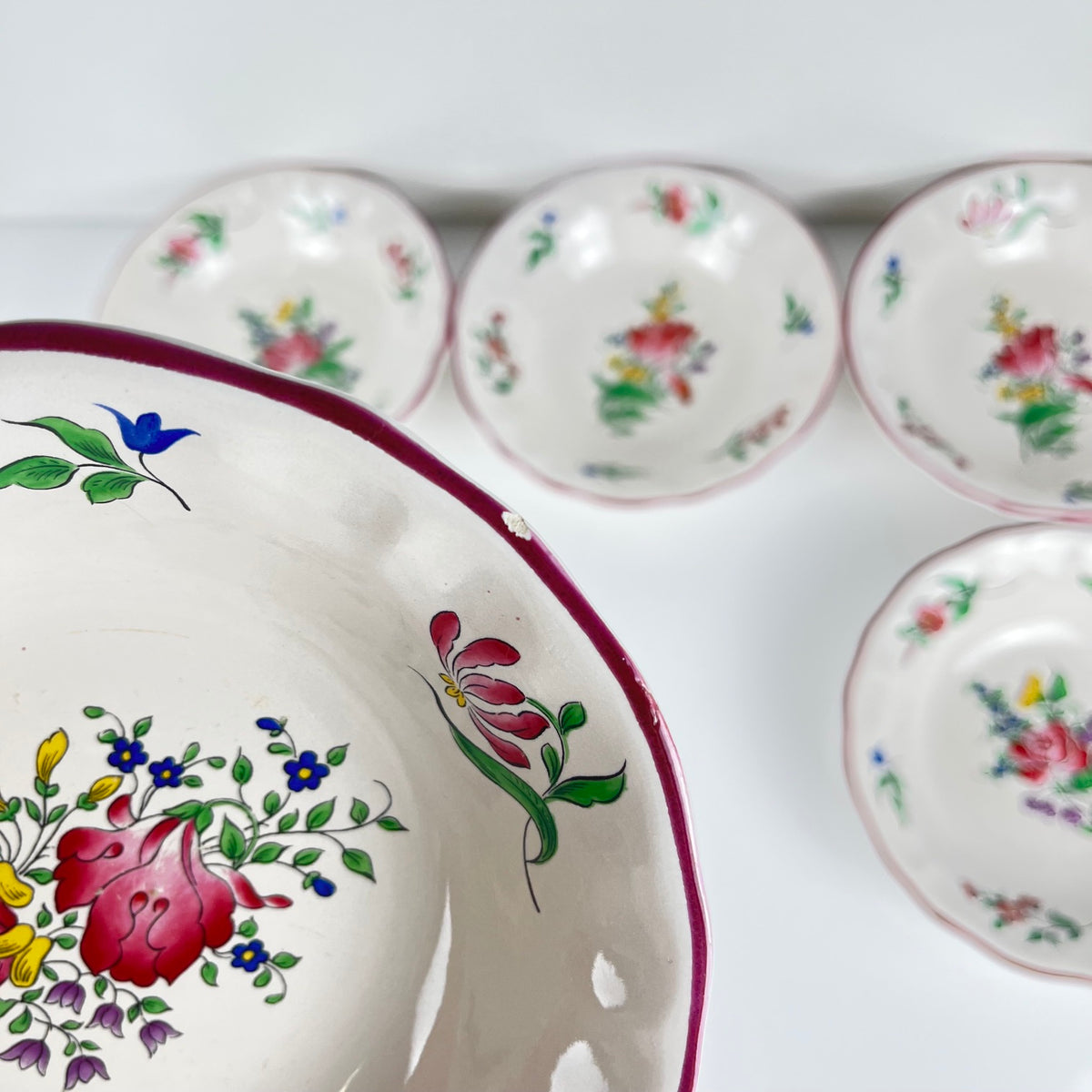 Set de 6 coupelles, Modèle Réverbère par KG Lunéville, motif tulipe & rose
