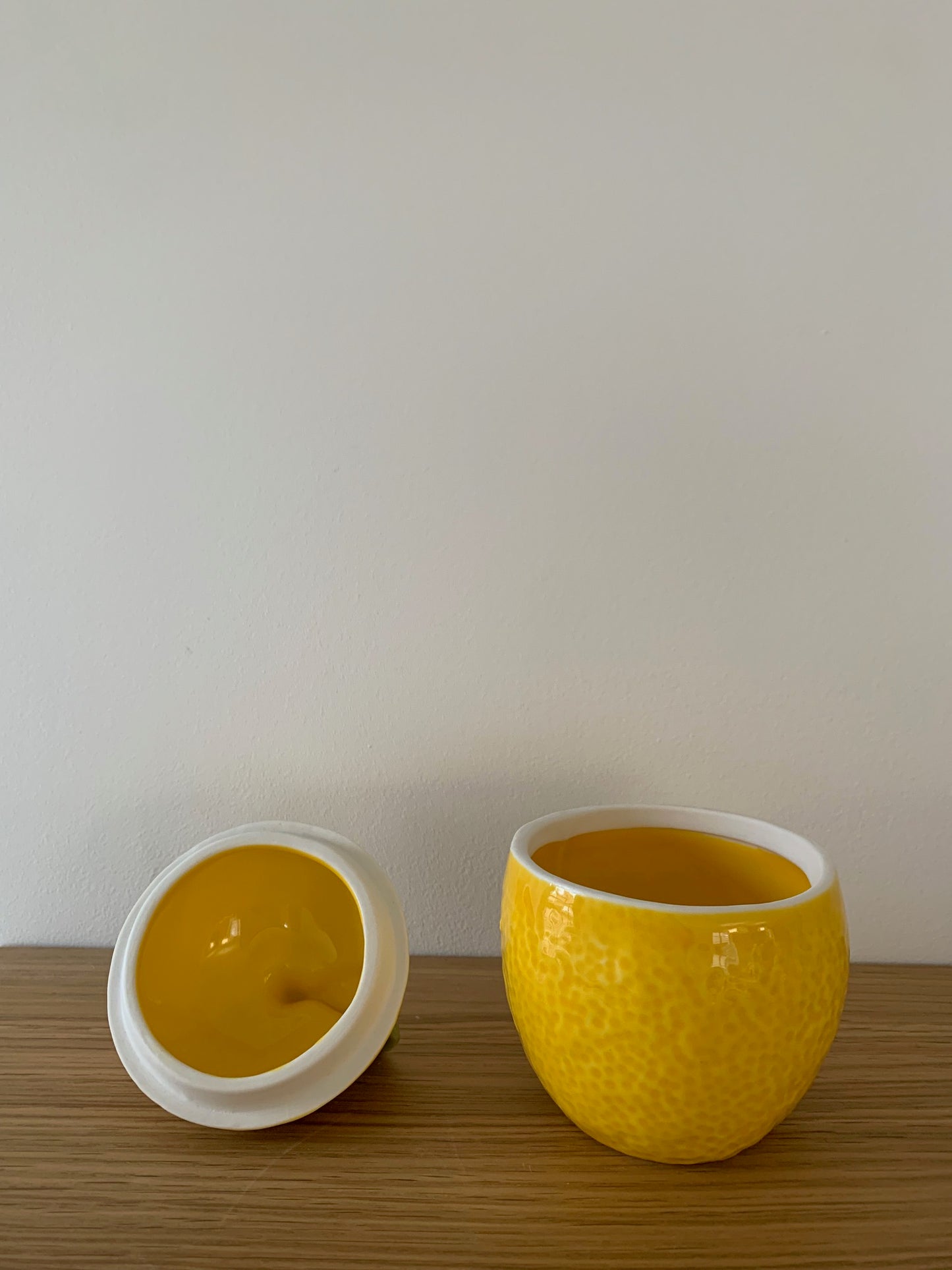 Lemon slip sugar pot / jar