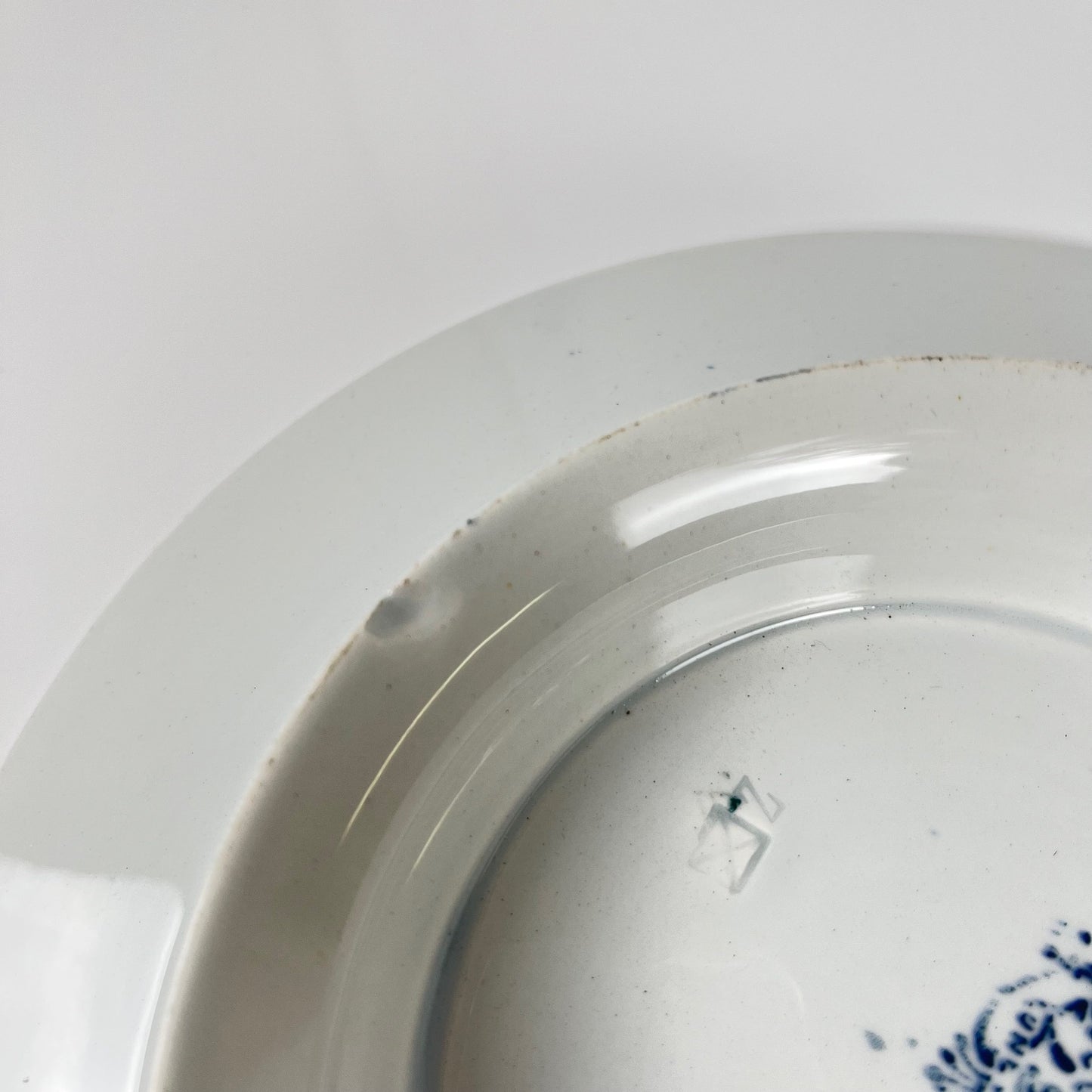 Assiette sur piédouche KG Luneville "Luculus" , Fin XIX-Début XXe