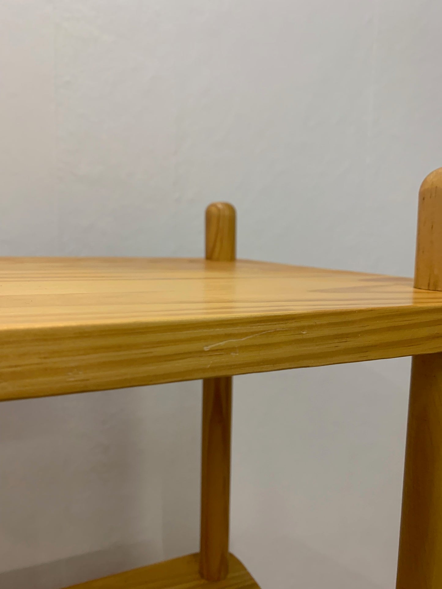 Etagère en pin dans le style de Willem Lutjens