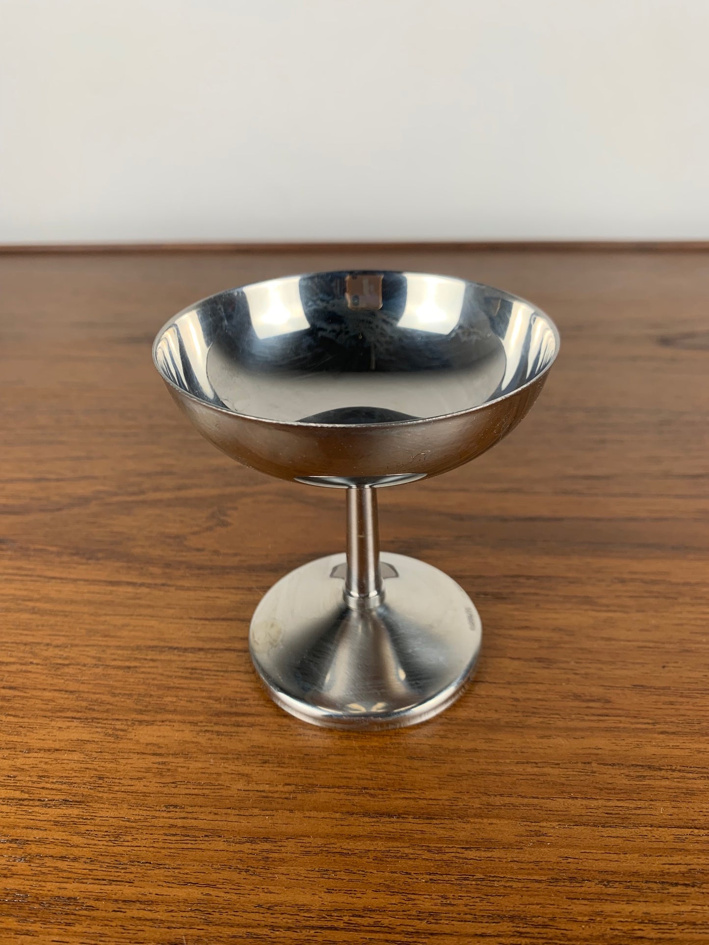 Set of 6 stainless steel ice cream cups