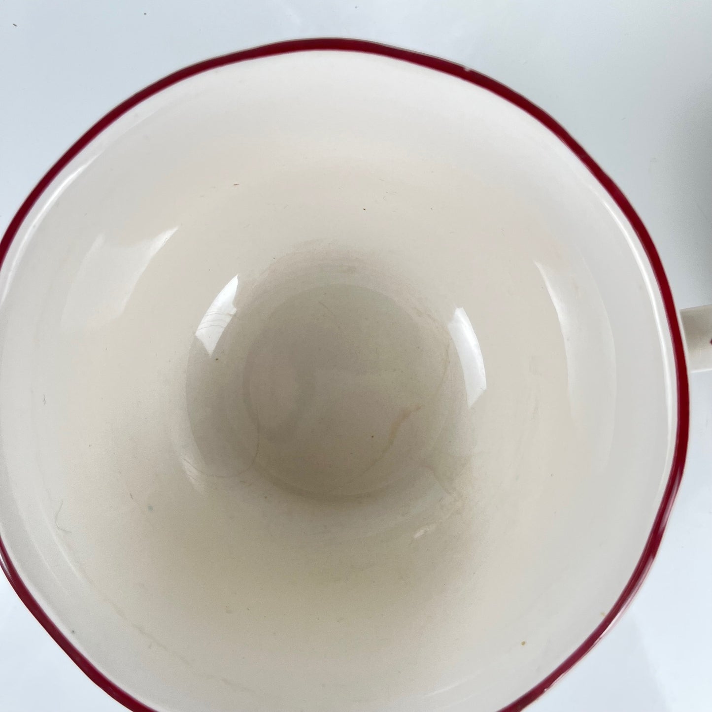 Lot de 4 grandes tasses avec soucoupes, modèle Réverbère par KG Lunéville