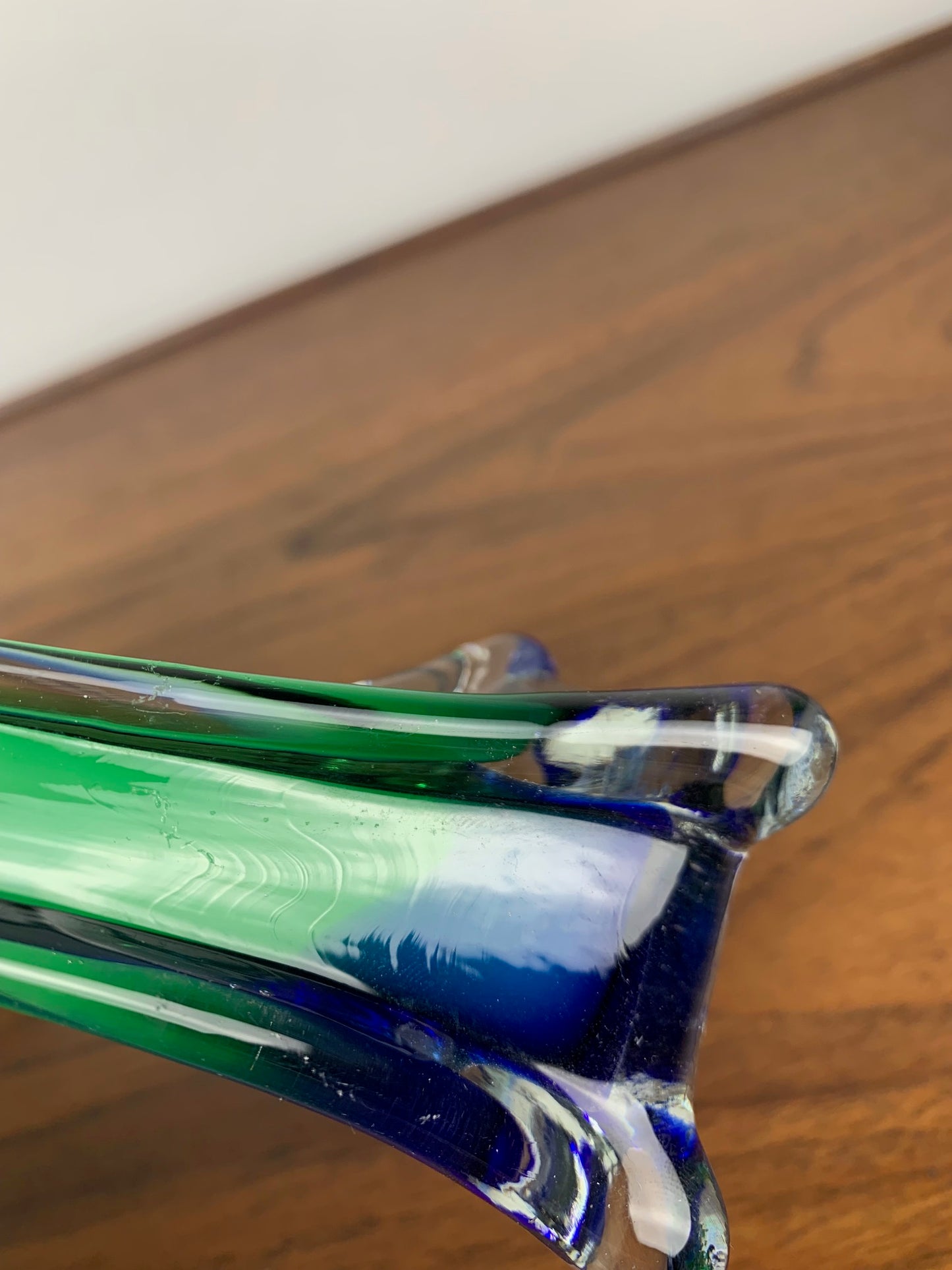 Duo de soliflore en verre soufflé , style Murano , vert & bleu