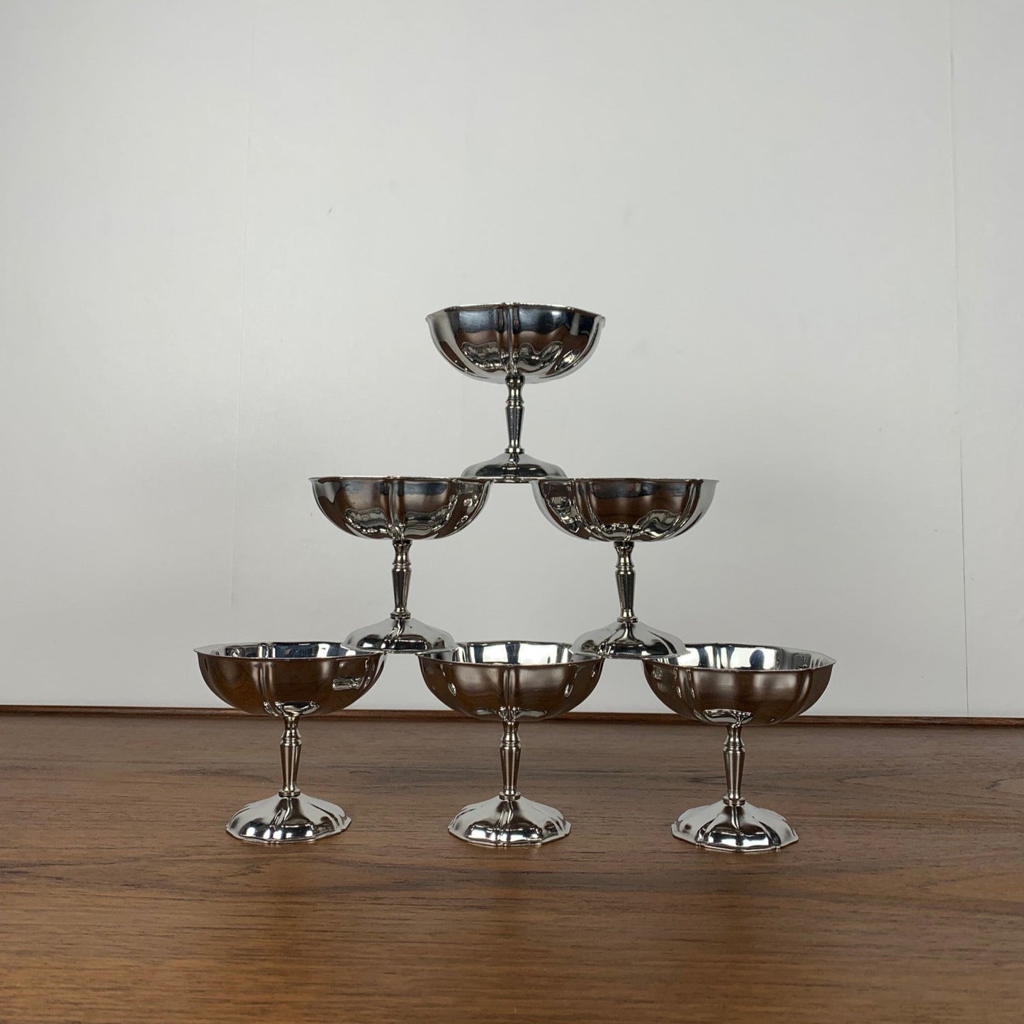Lot de 6 coupes à glace / dessert en inox, forme de "fleur"