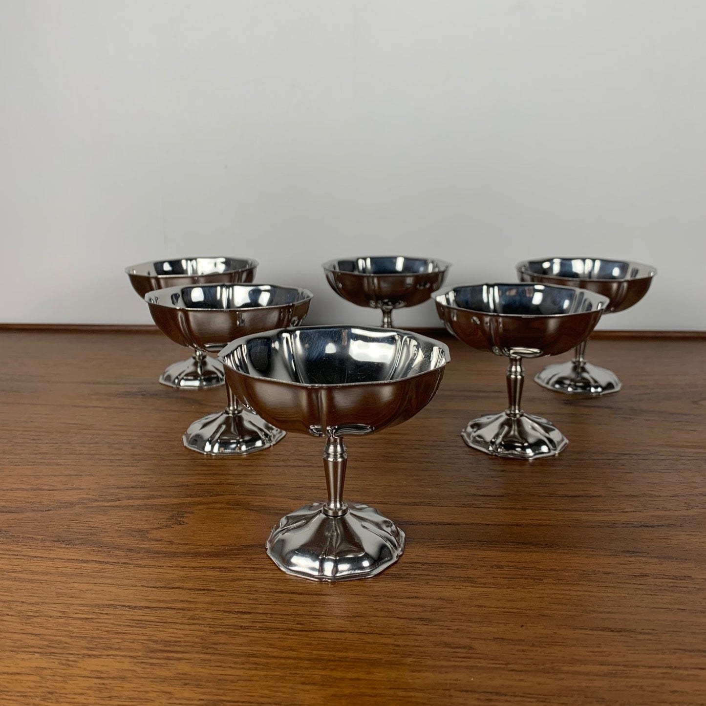 Lot de 6 coupes à glace / dessert en inox, forme de "fleur"