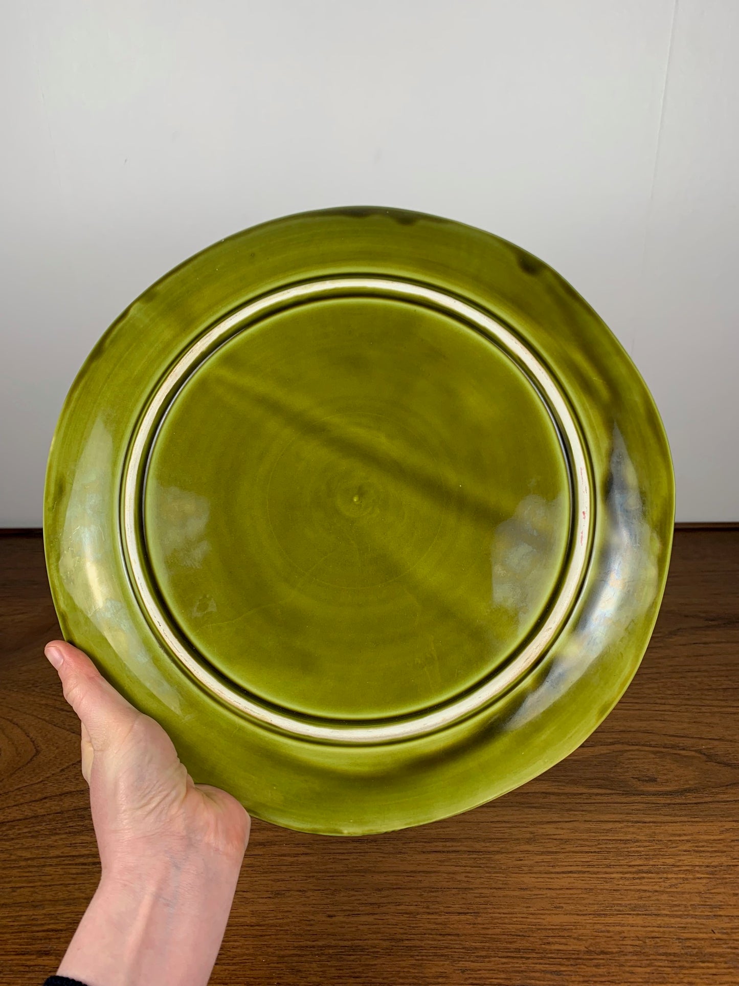 Large majolica cake dish, Sarreguemines