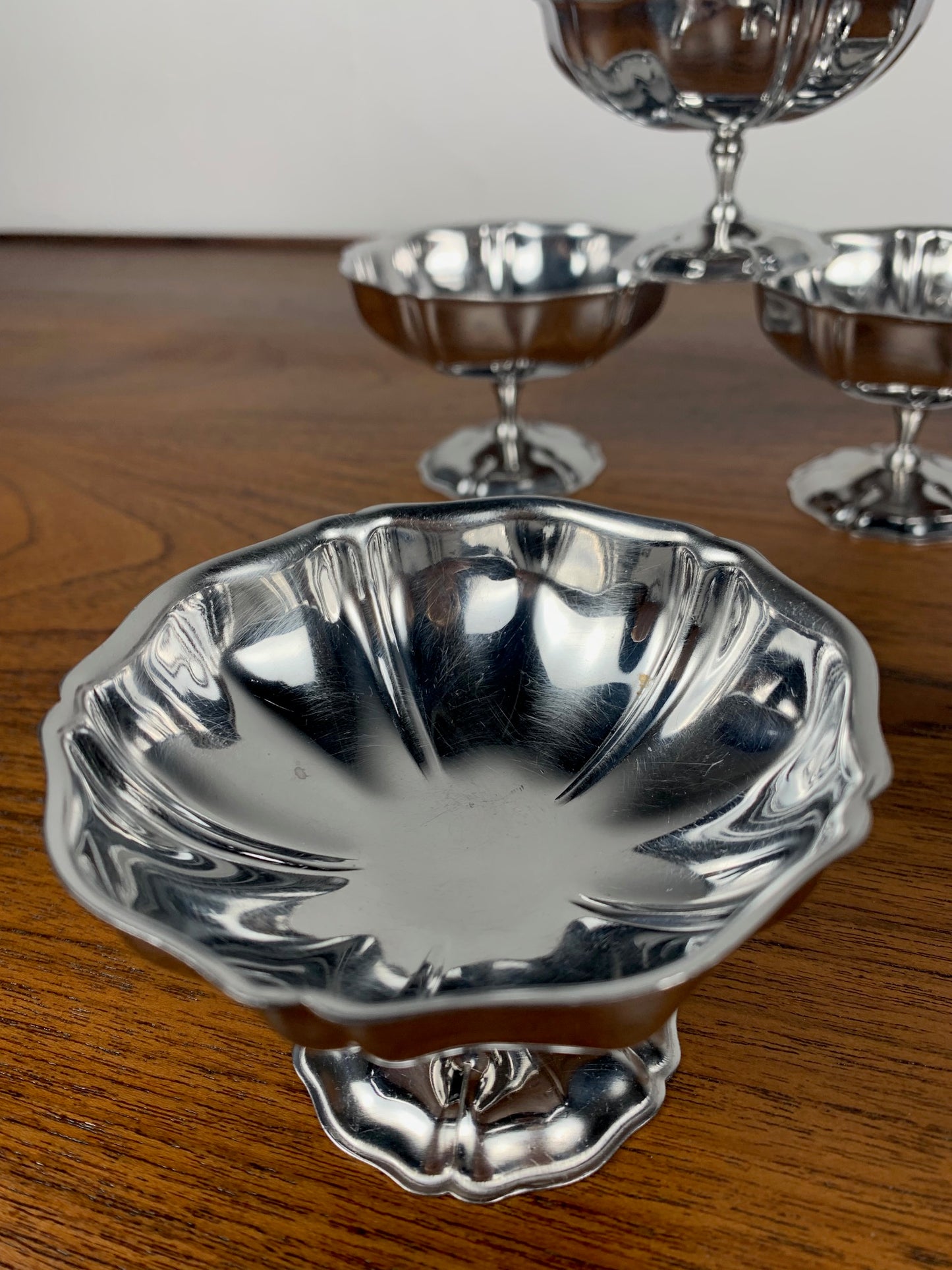 Set of 6 stainless steel ice cream cups, 1970, flower shape