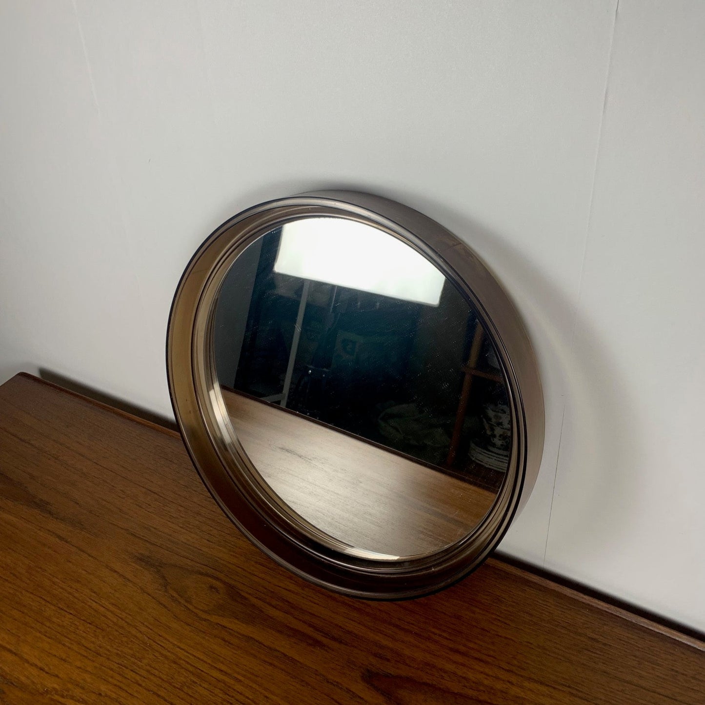 Round Smoked Plexiglas Mirror – GILAC n°1813 – Vintage 1970s