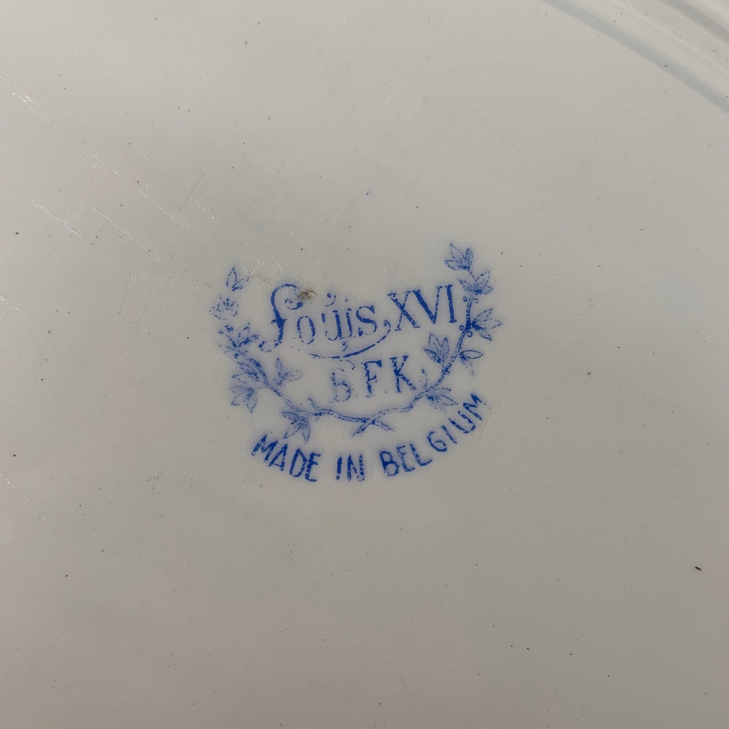Plat Ovale ancien modèle Louis XVI, BFK, Belgique