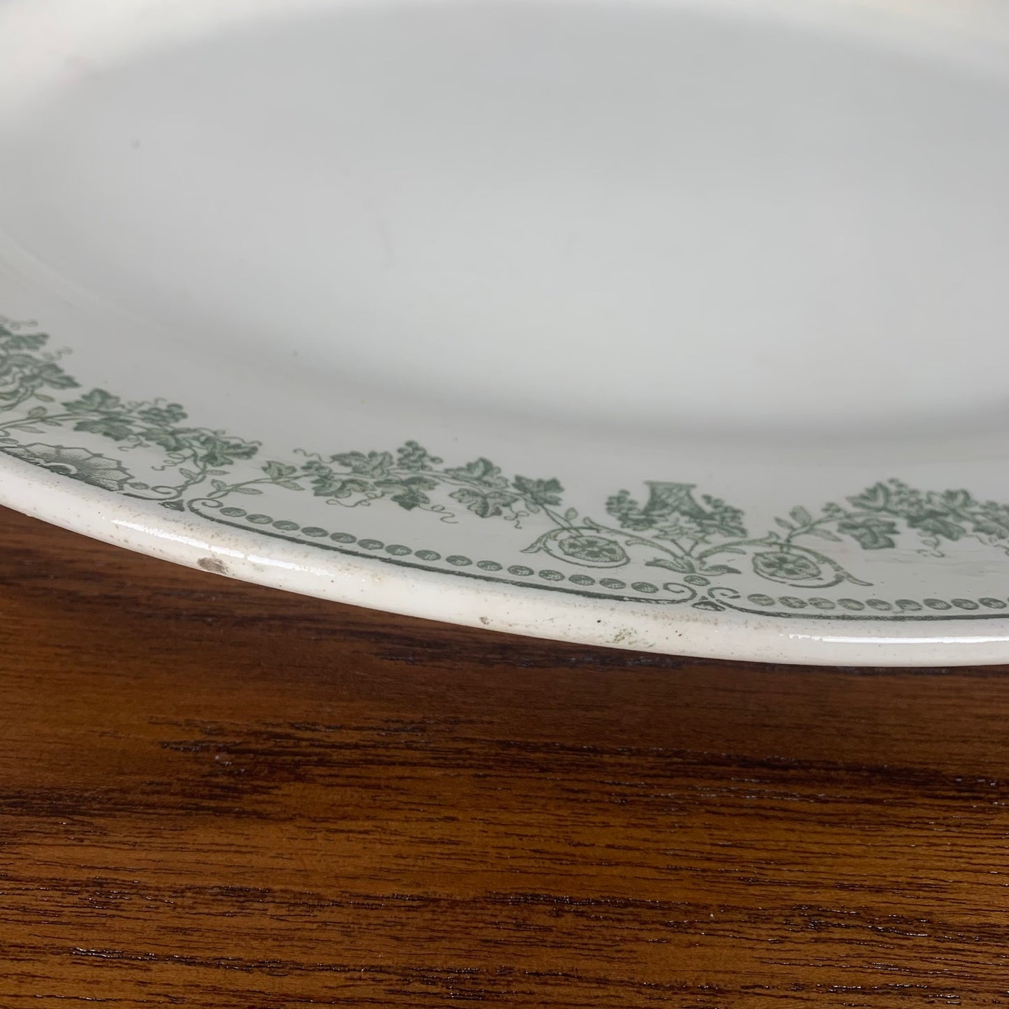 Oval dish, "Champagne" model, Badonviller, green