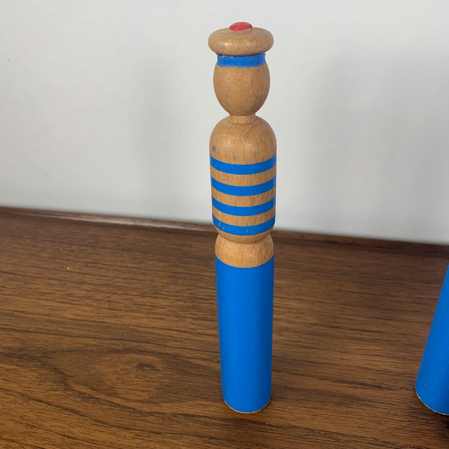 "Marine" bowling game by Vilac, 1996