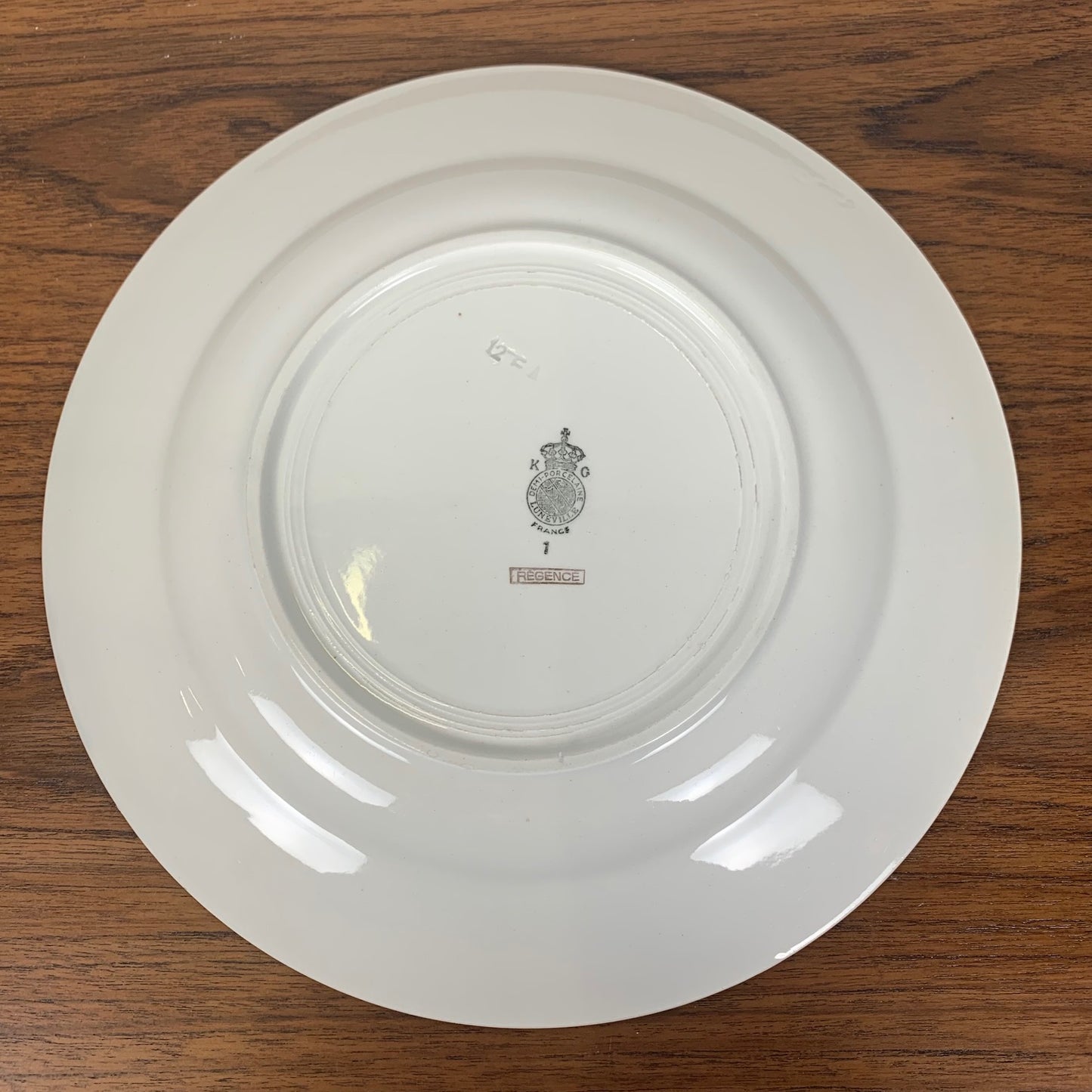 Plat rond Lunéville modèle "Régence" vert d'eau , fin XIXe