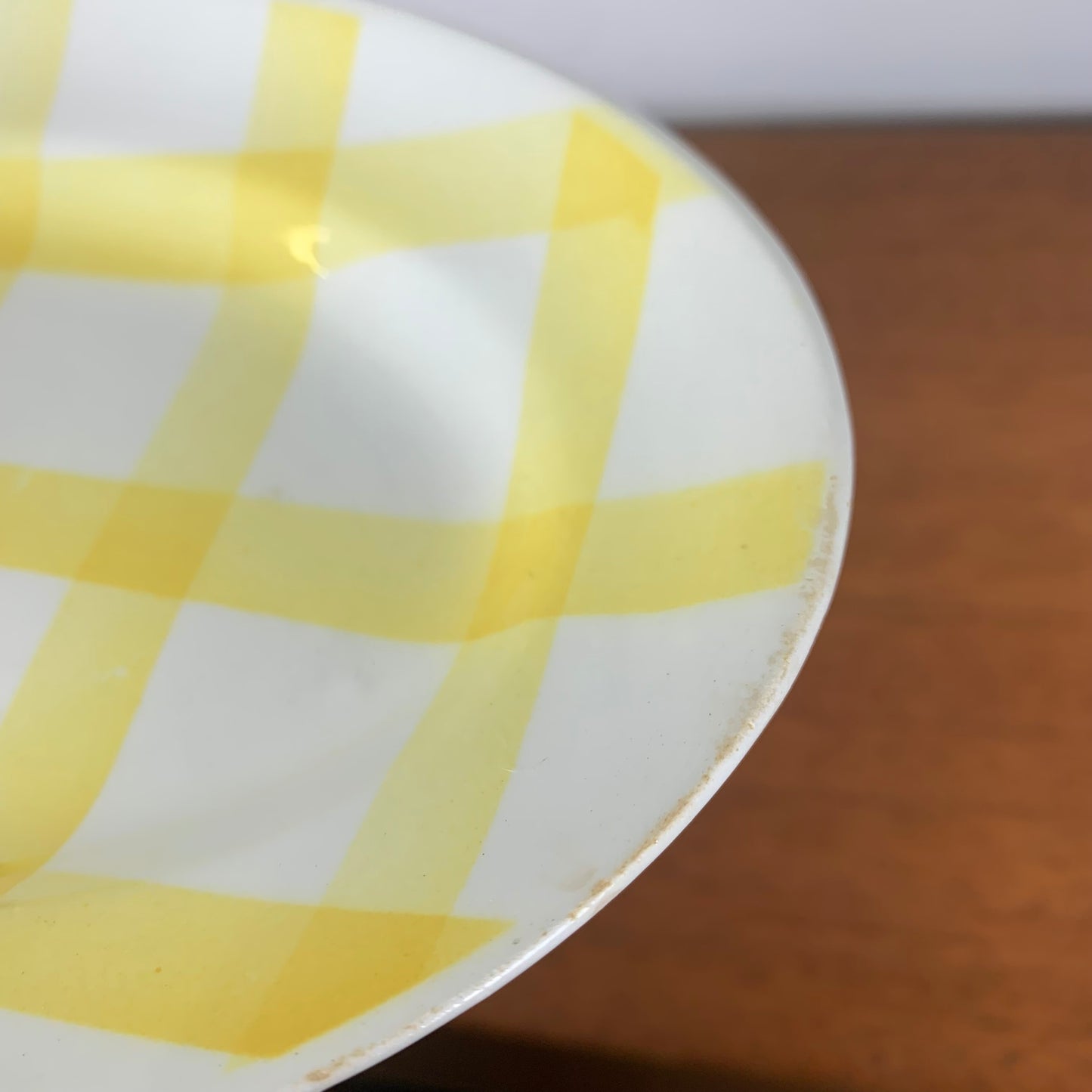 Small Ramekin Moulins des Loups, Orchies ,model yellow tablecloth, 1950