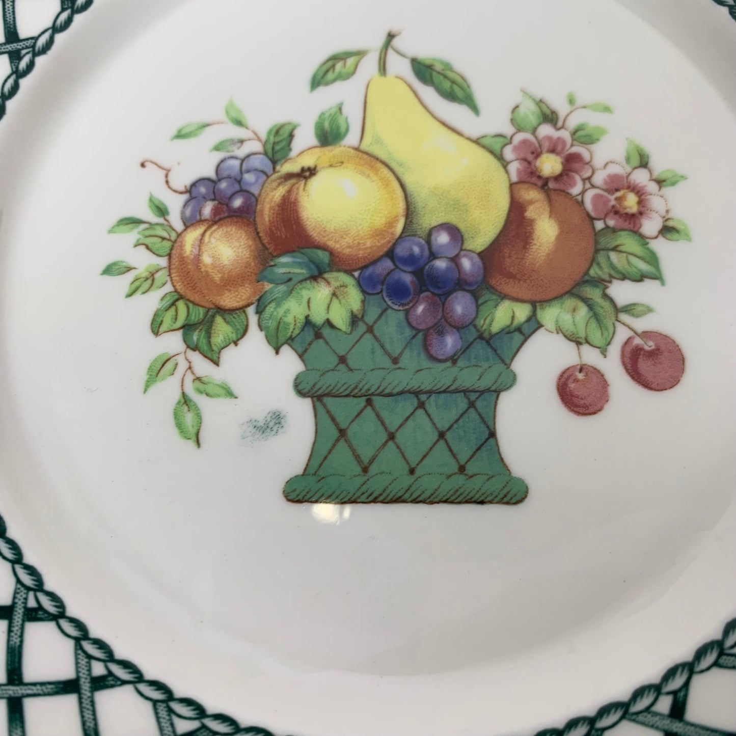 Set of 4 Villeroy & Boch bread plates, "Basket" model