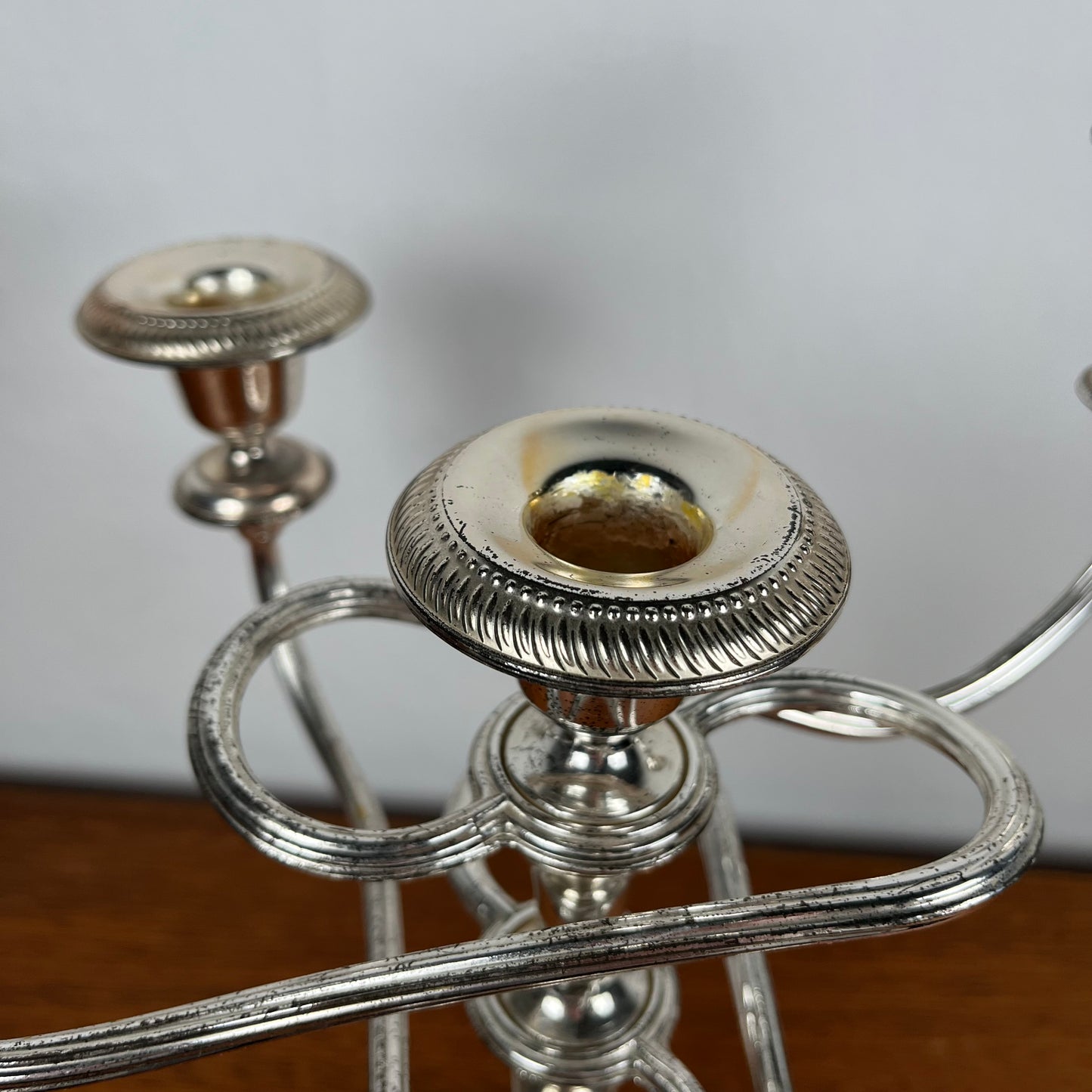 Chandelier original en métal argenté avec bras twisté, 1980