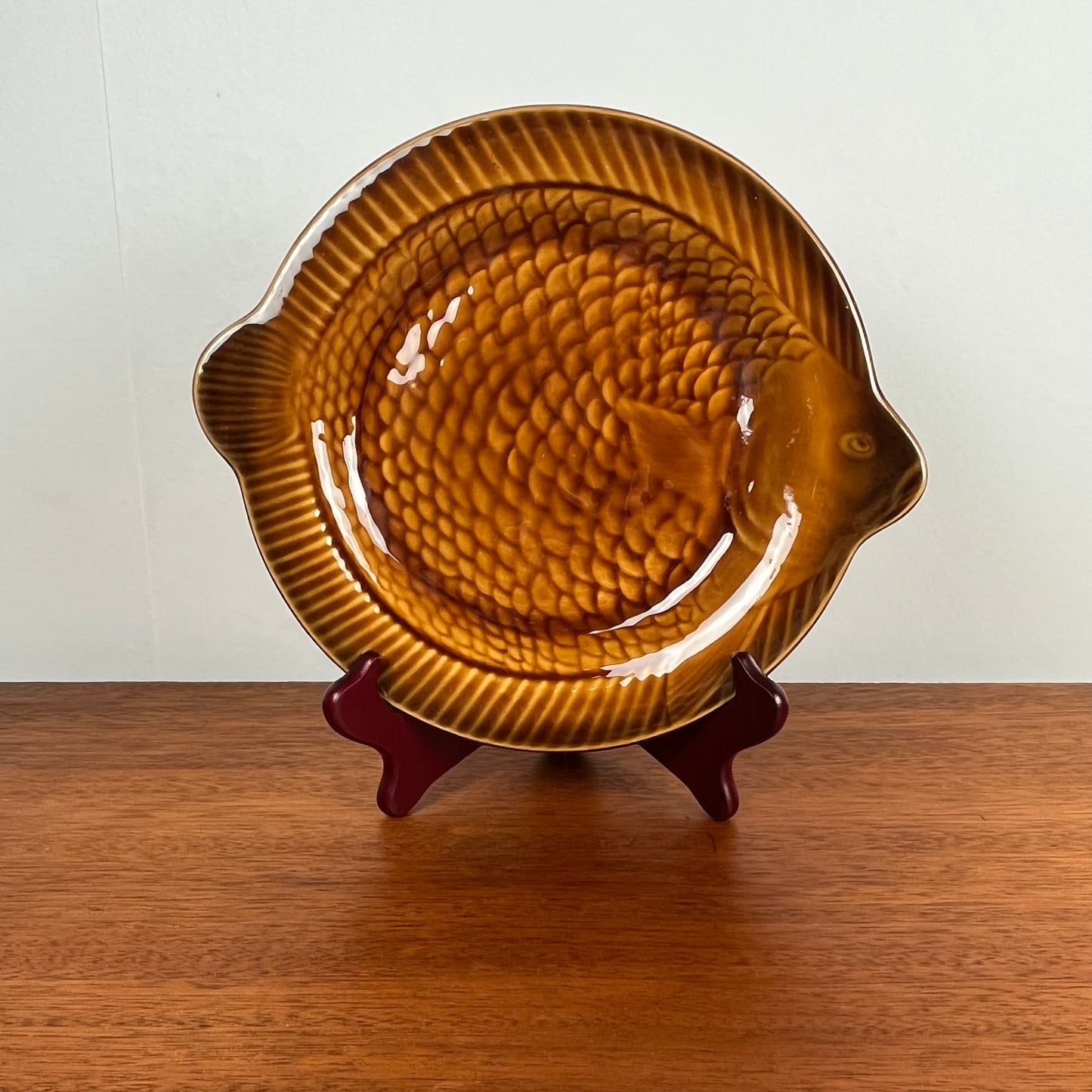 Fish dinner plate by Sarreguemines, 1960/70