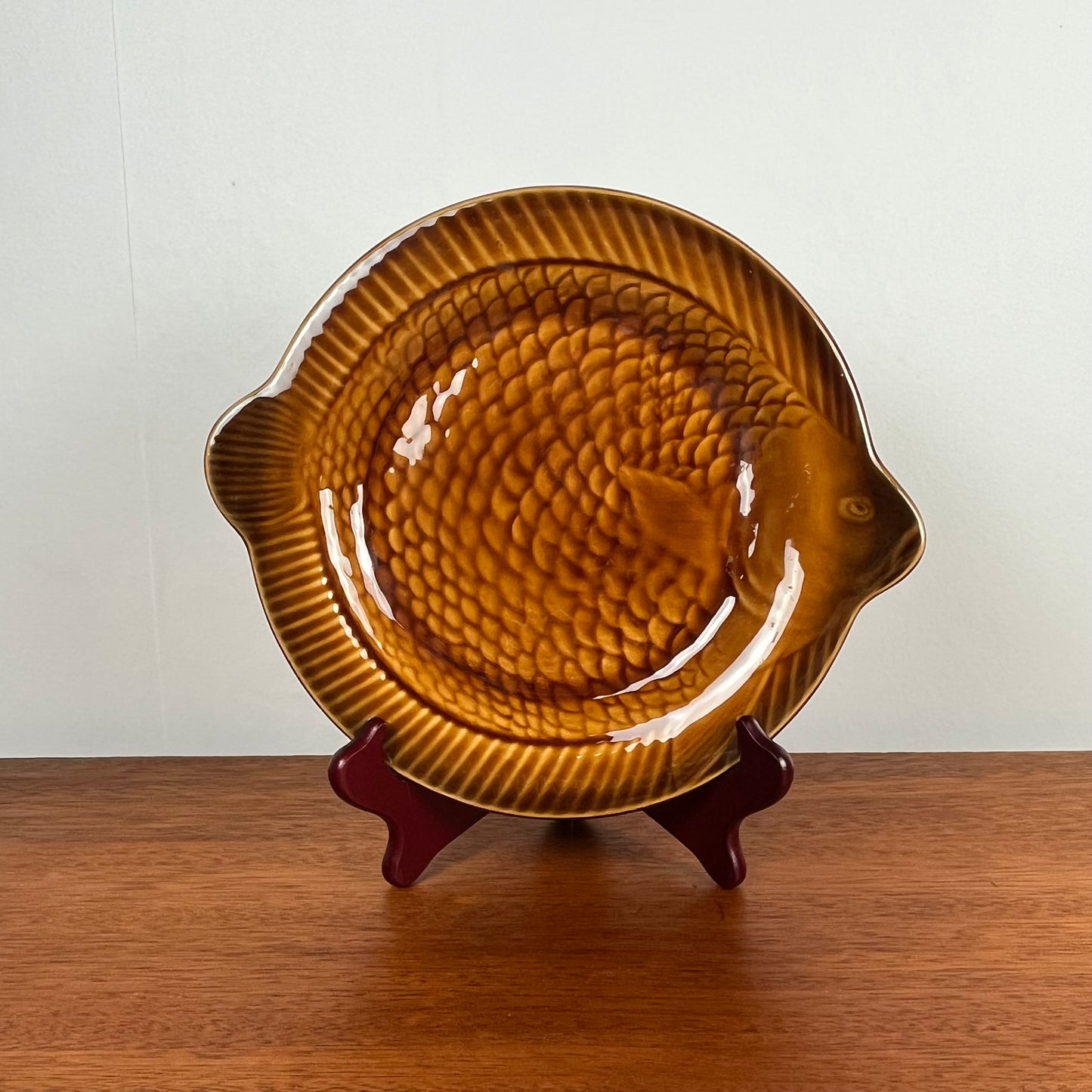 Fish dinner plate by Sarreguemines, 1960/70