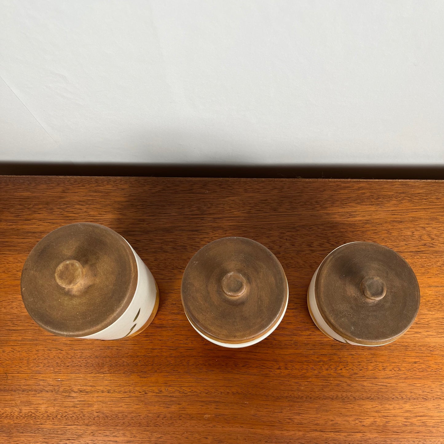 Set of 3 pots with lids "La Colombe", 1950/60