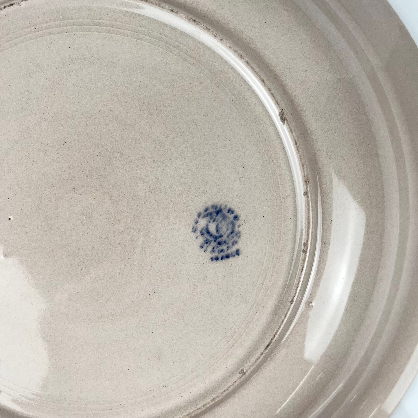 Pale pink round, shallow dish, St Amand, ceranor, 1940