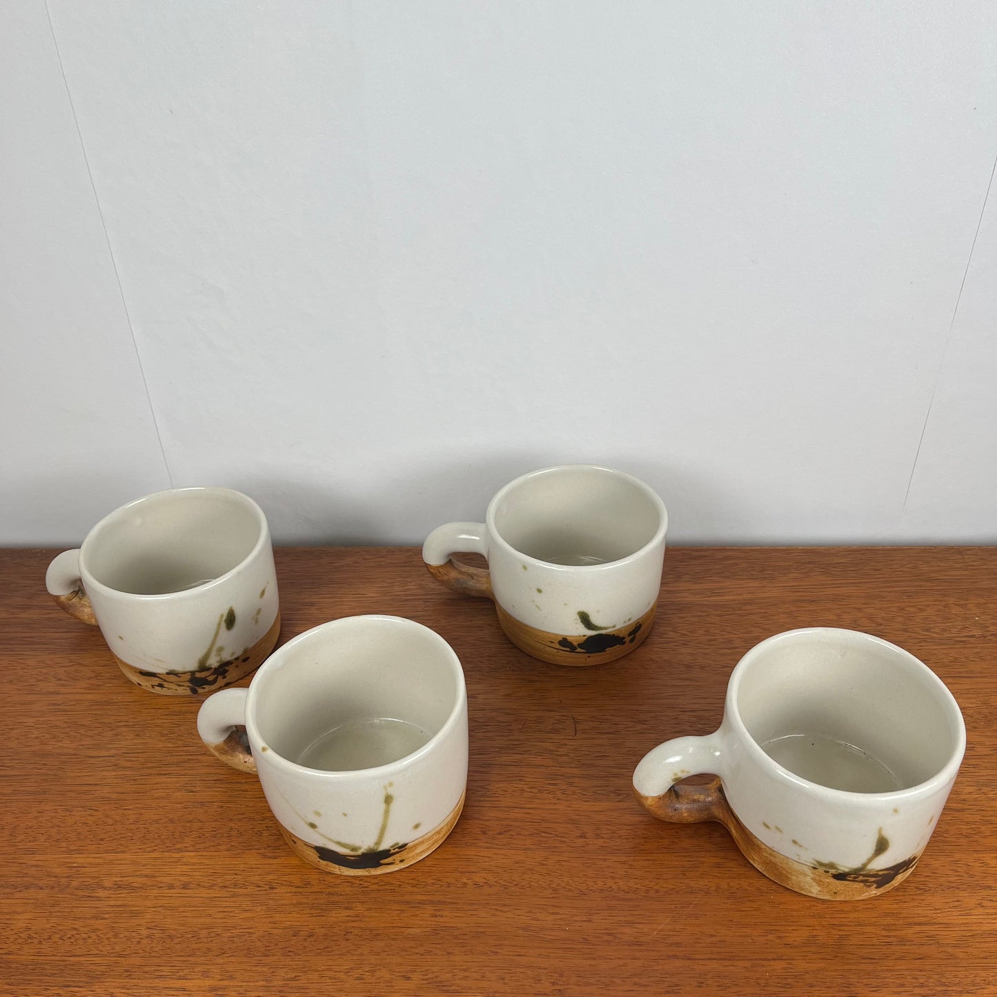 Set of 4 large cups "La Colombe", 1950/60