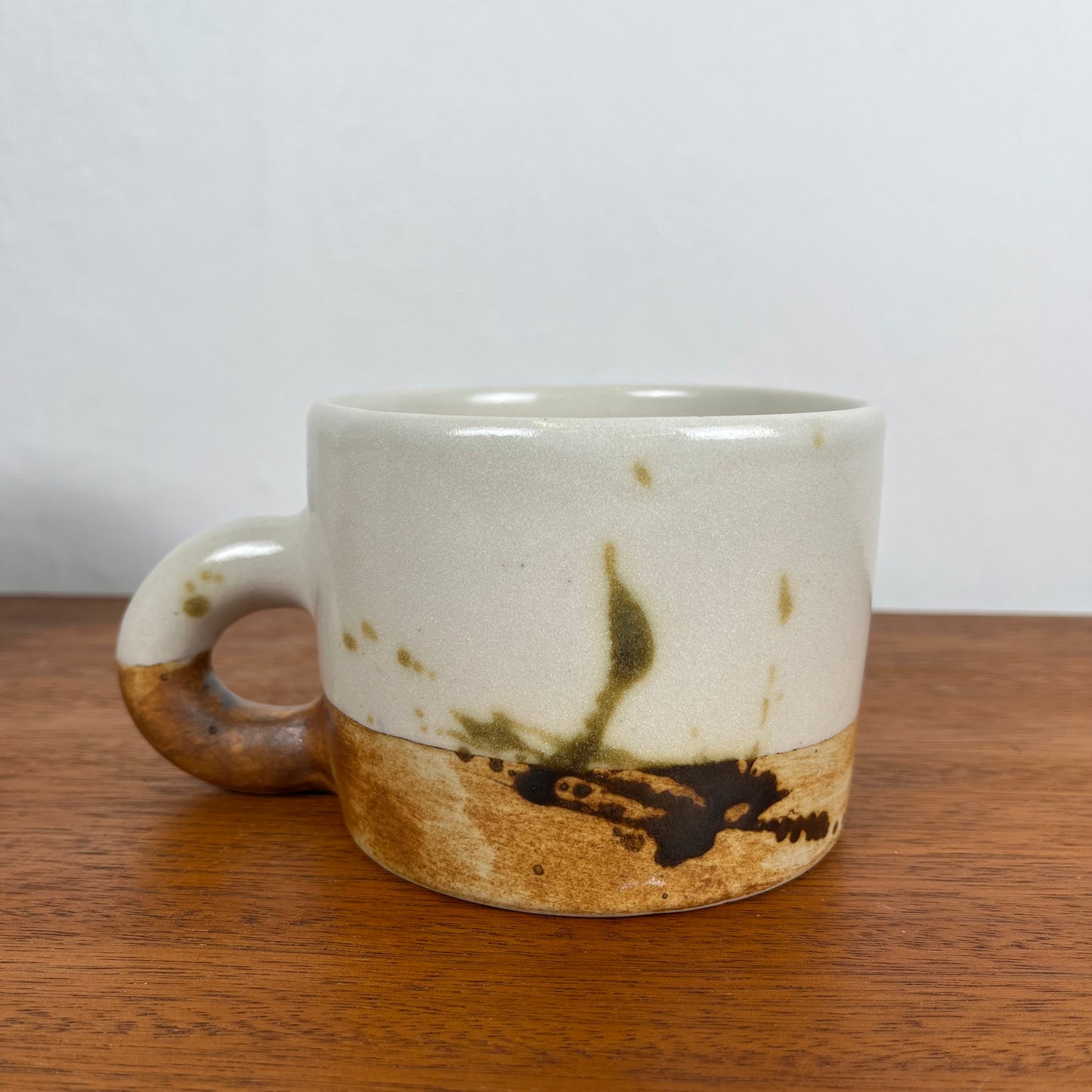 Set of 4 large cups "La Colombe", 1950/60