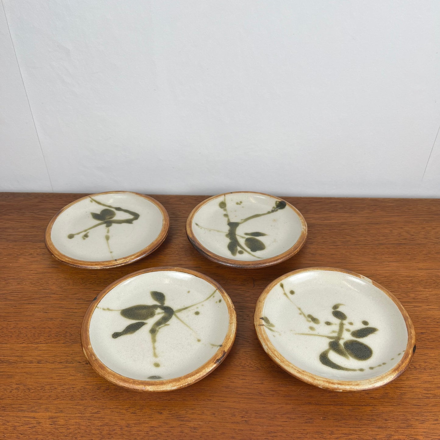 Set of 4 "La Colombe" bread plates, 1950/60