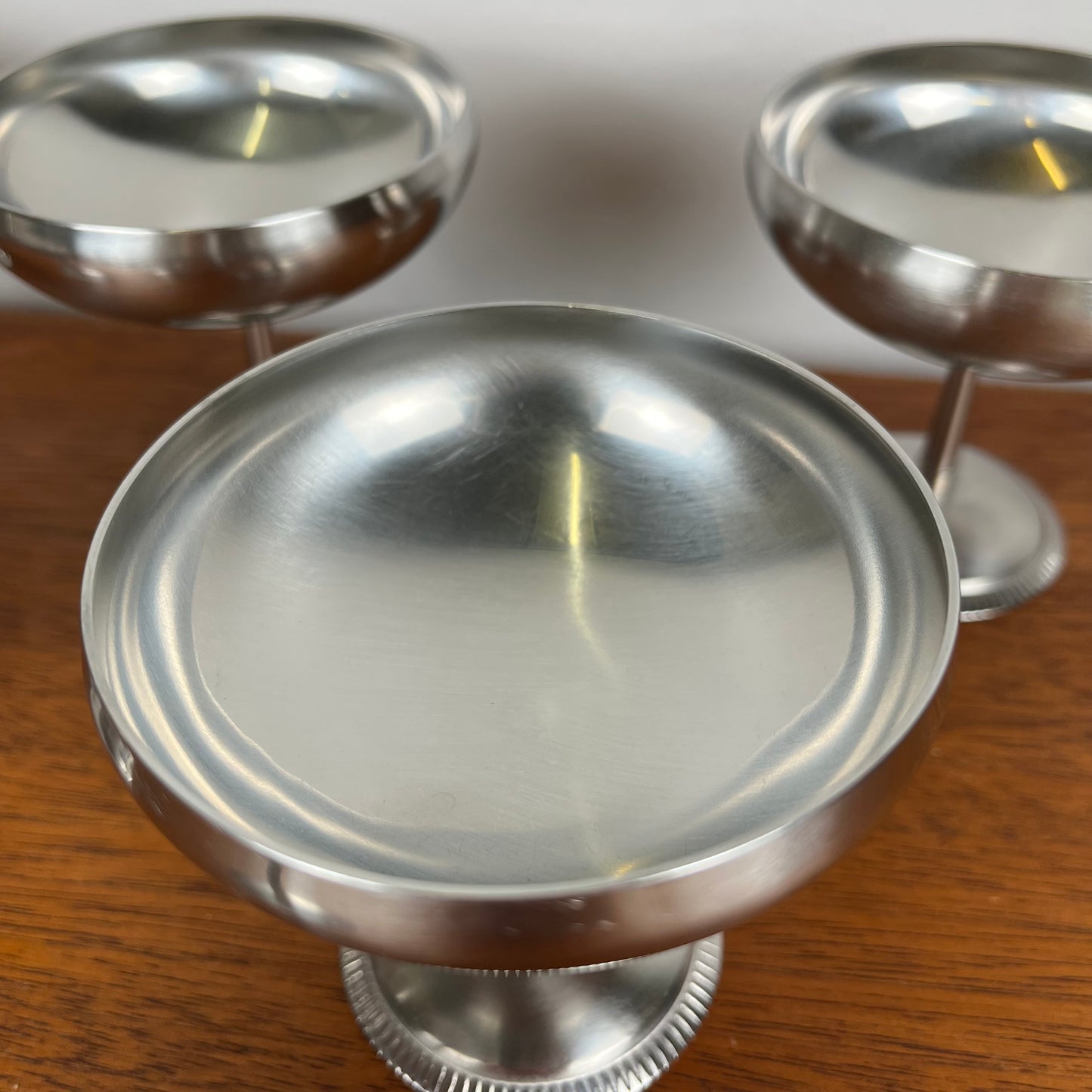 Lot de 6 coupes à glaces en inox, 1970, Létang-Remy