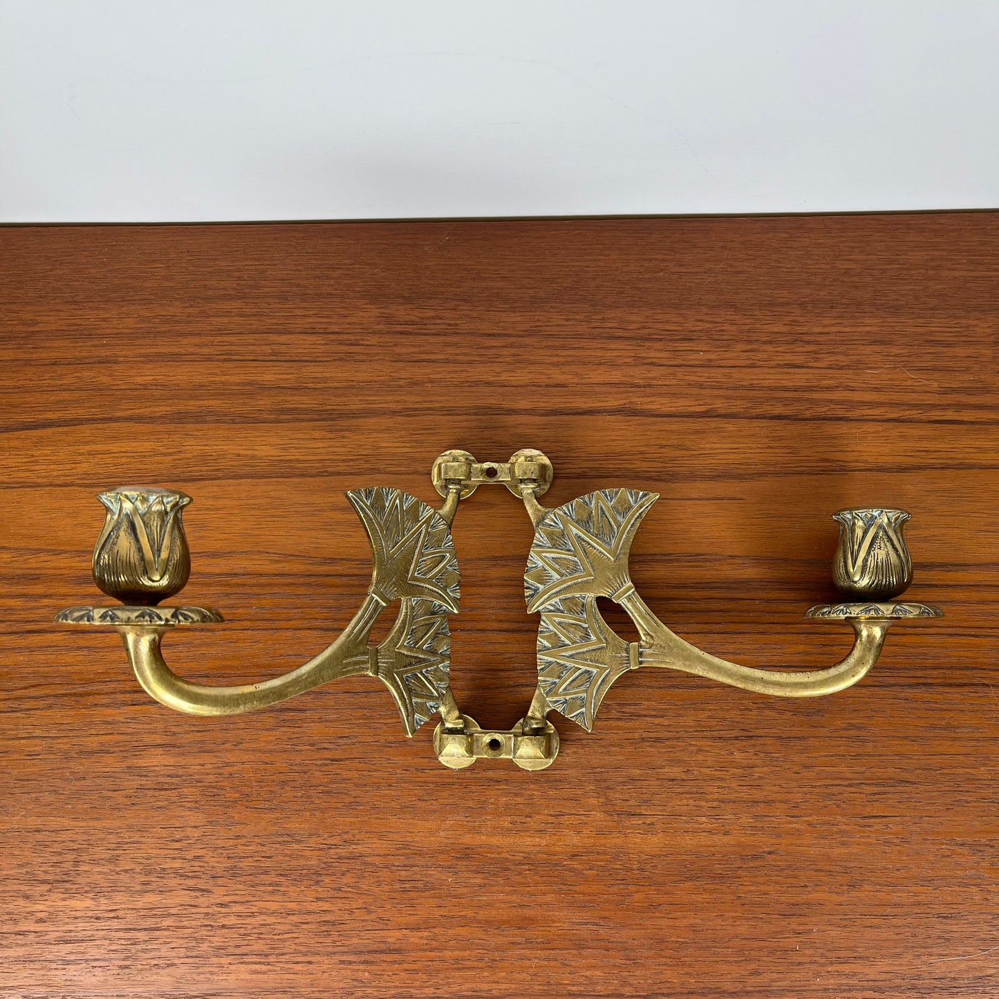 Antique brass wall candle holder β Art Deco double arm wall light