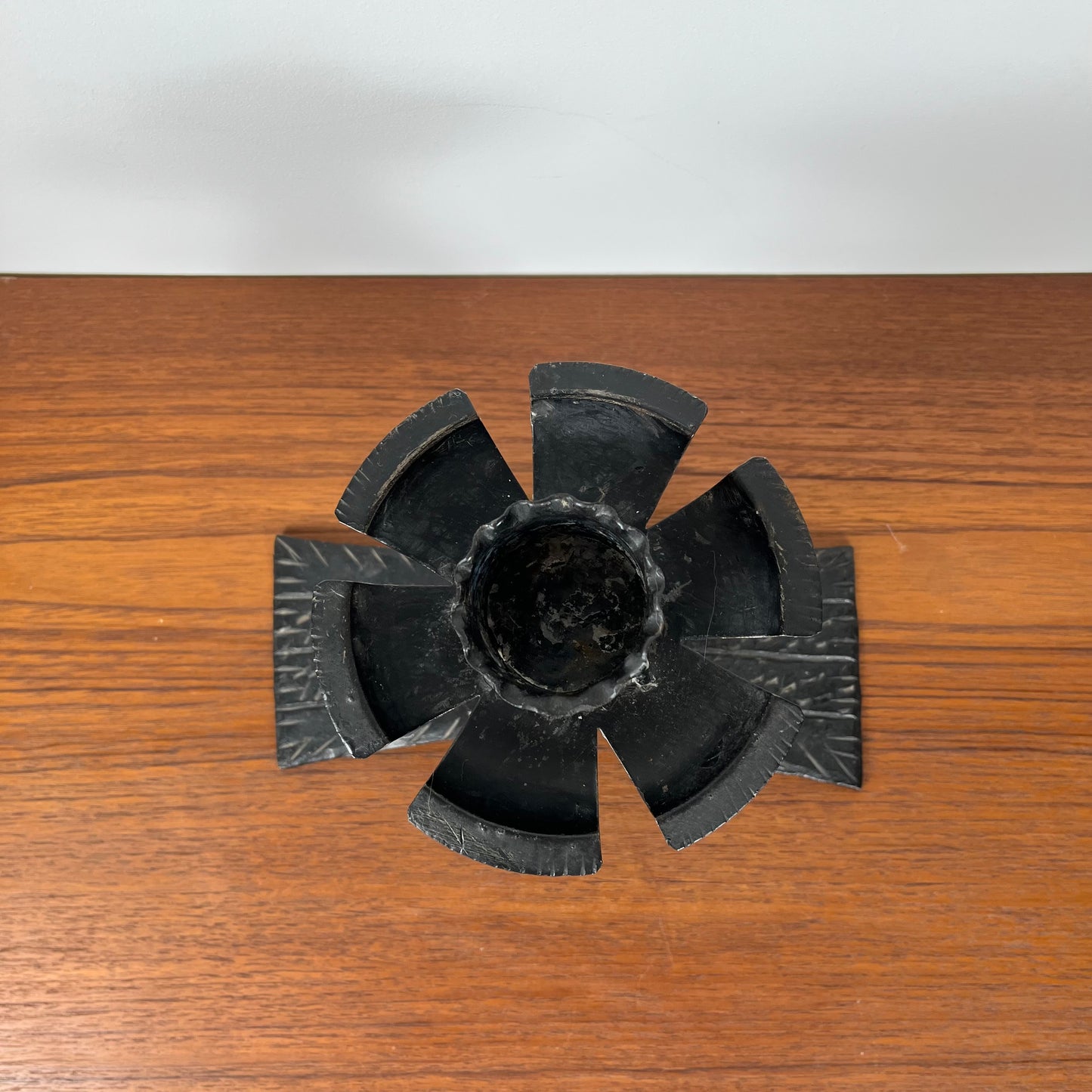 Vintage black wrought iron candle holder. 1960s/70s