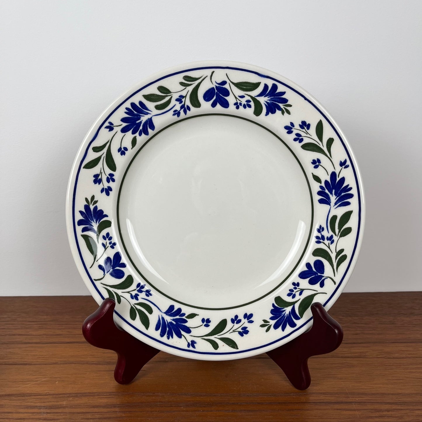 Set de 6 assiettes à dessert Churchill England ,motif fleur, 1970