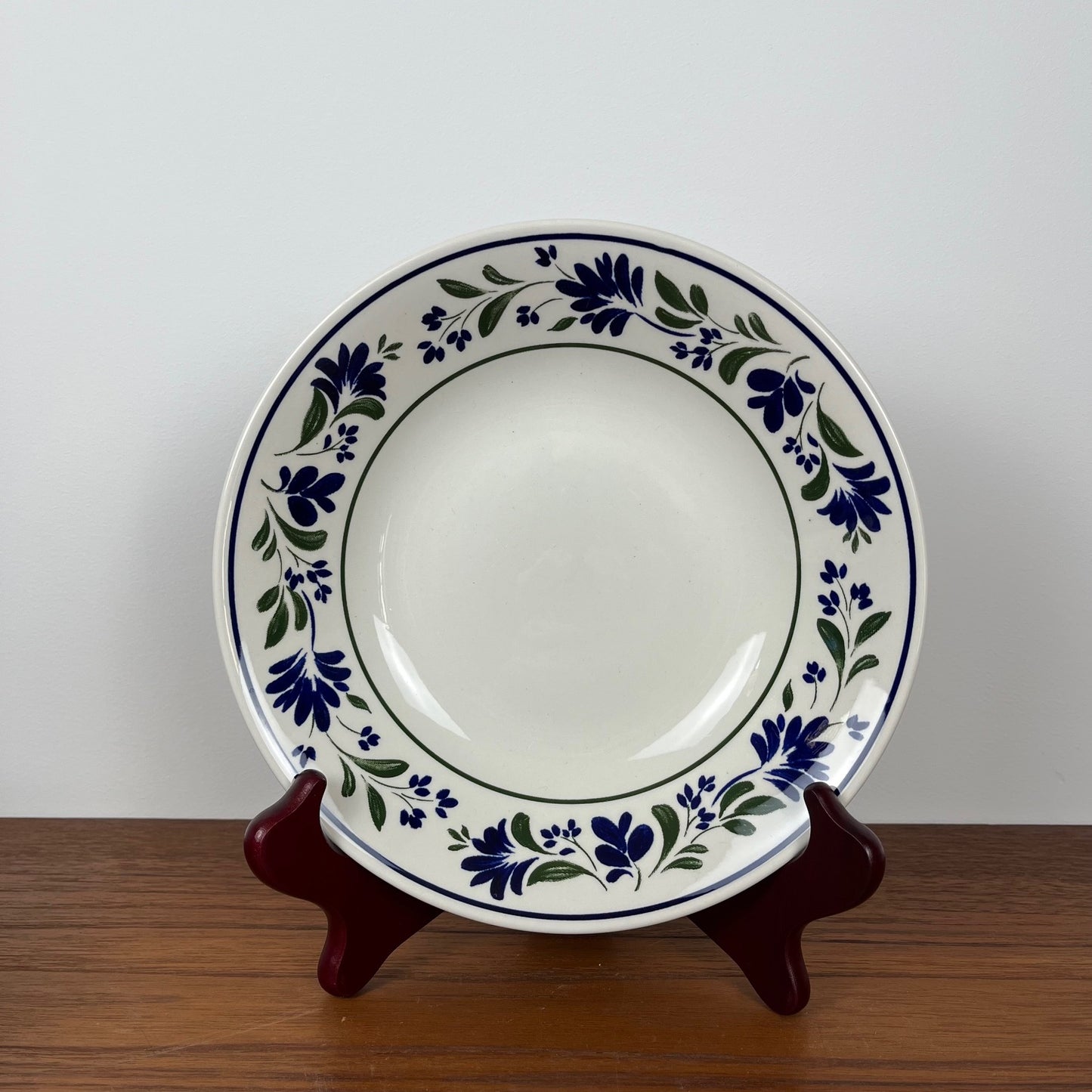 Set of 6 Churchill England soup plates, flower pattern, 1970