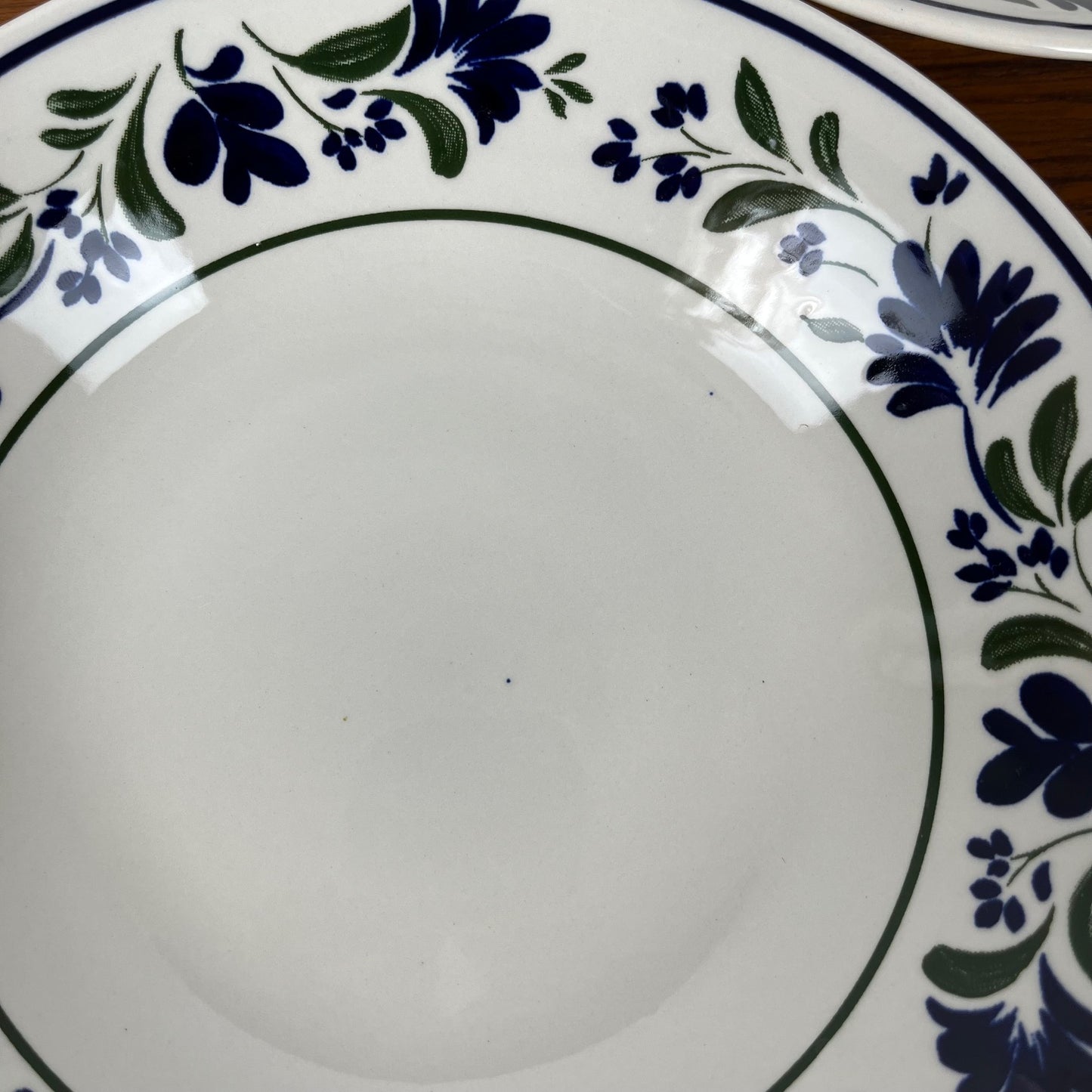 Set de 6 assiettes creuses Churchill England ,motif fleur, 1970