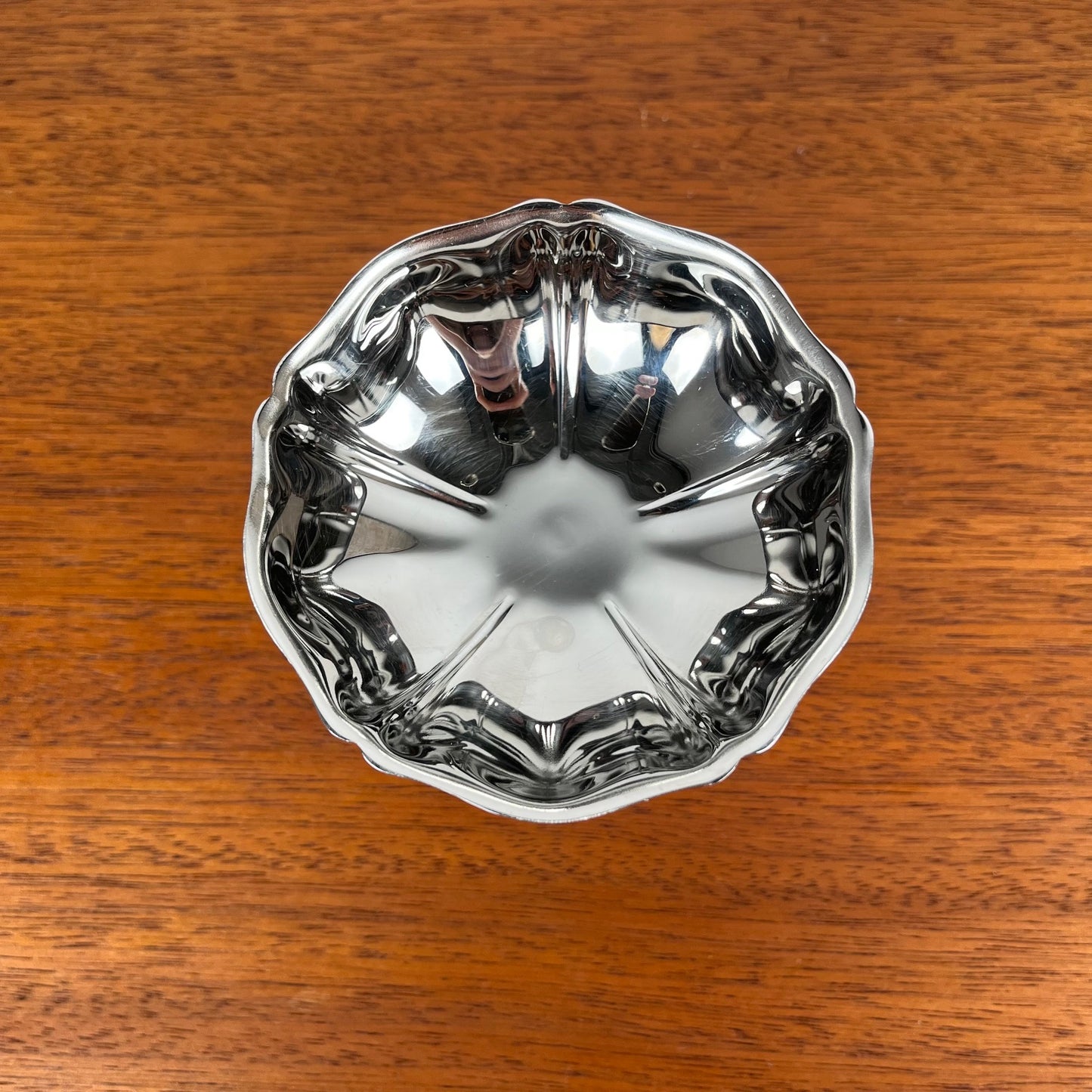 Set de 12 coupes à glaces en inox, motif fleur pied haut