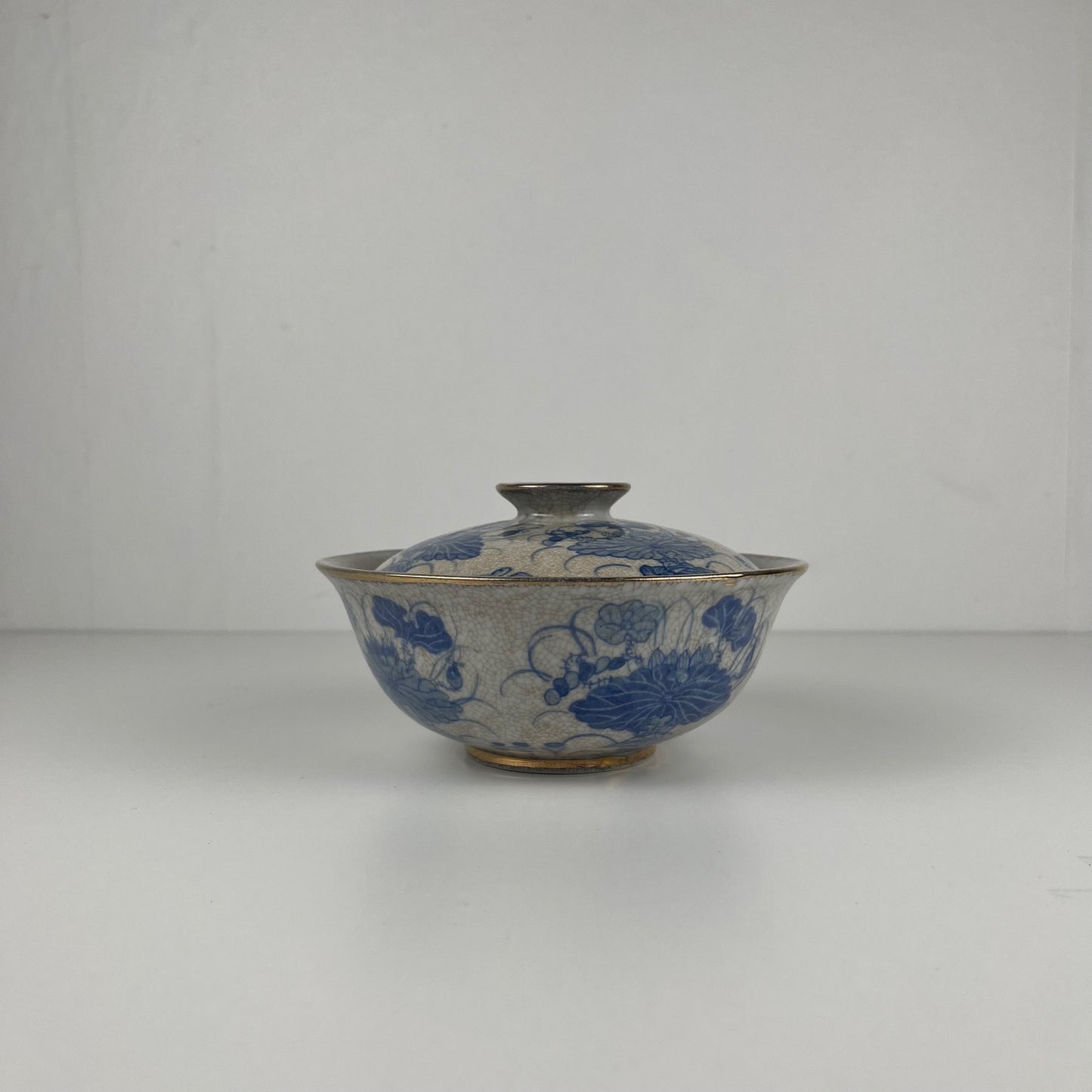 Boîte ancienne chinoise avec couvercle, en Porcelaine, XXè siècle