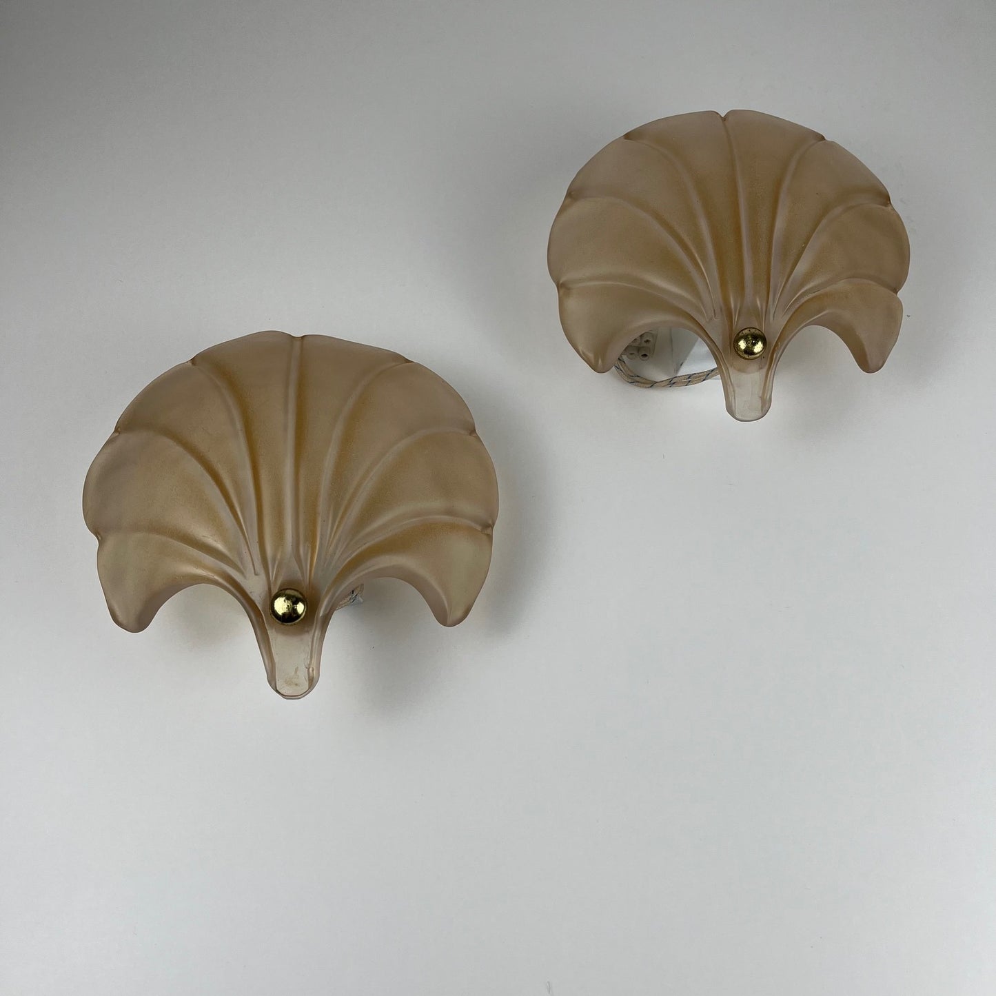 Pair of vintage shell wall lights in glass paste, Art Deco style