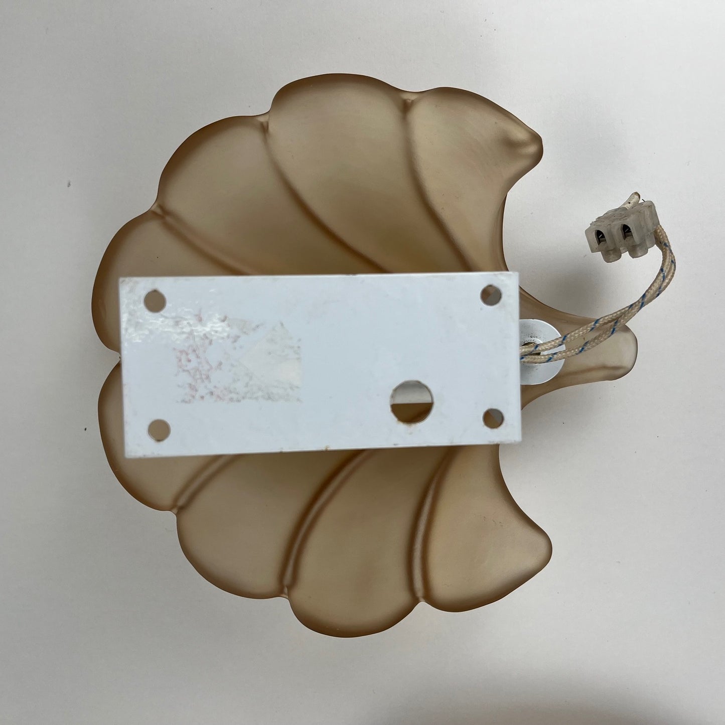 Pair of vintage shell wall lights in glass paste, Art Deco style