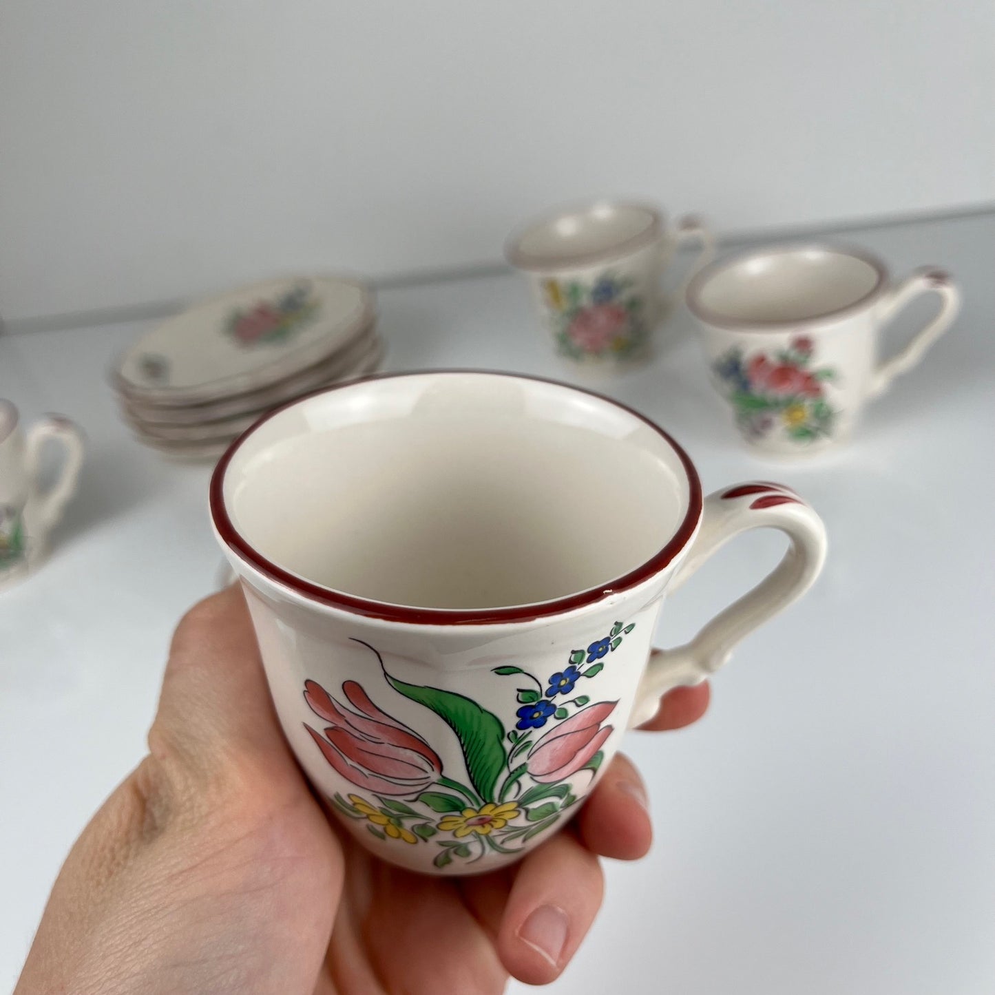 Set de 5 tasses + soucoupes KG Luneville – modèle Réverbère