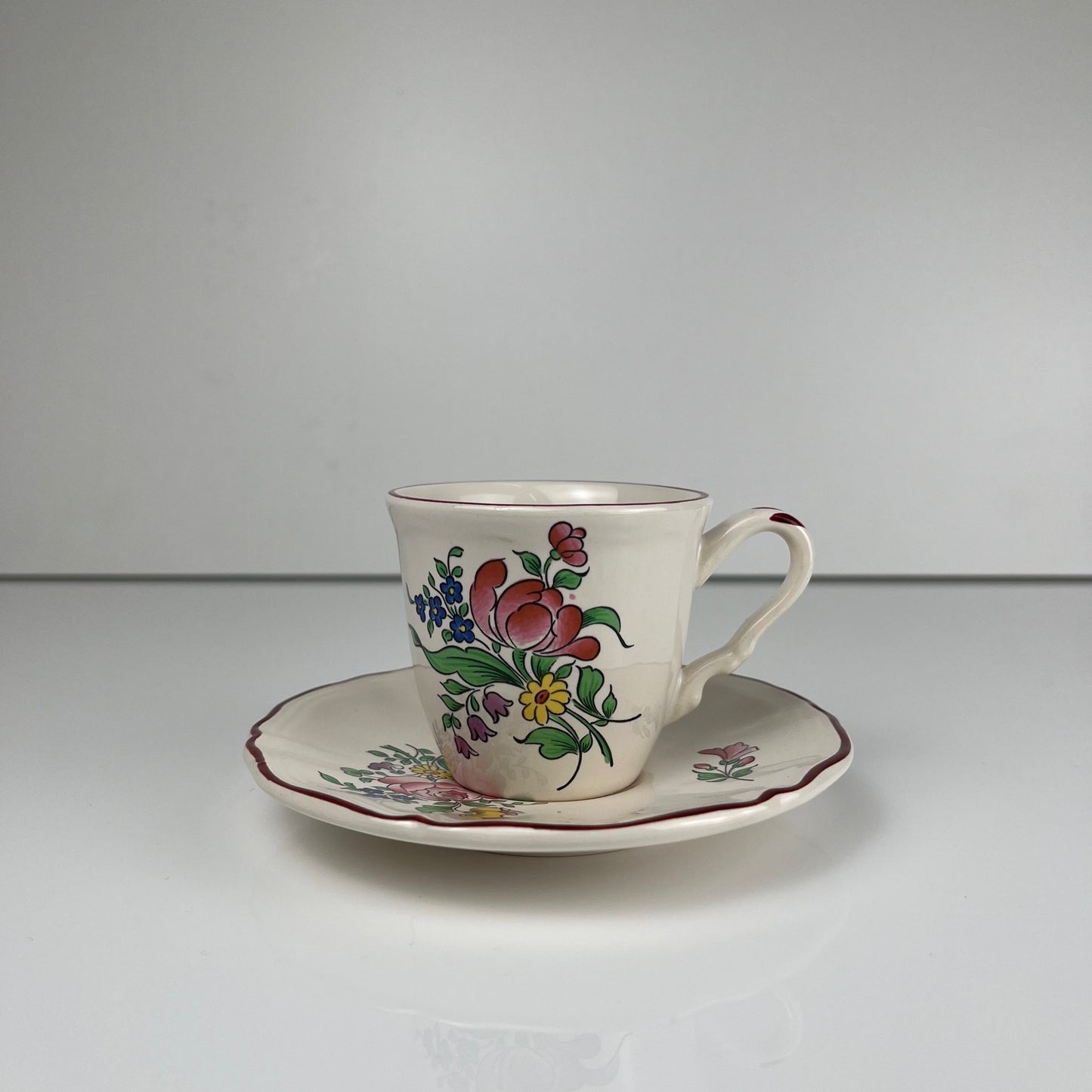 Set de 5 tasses + soucoupes KG Luneville – modèle Réverbère
