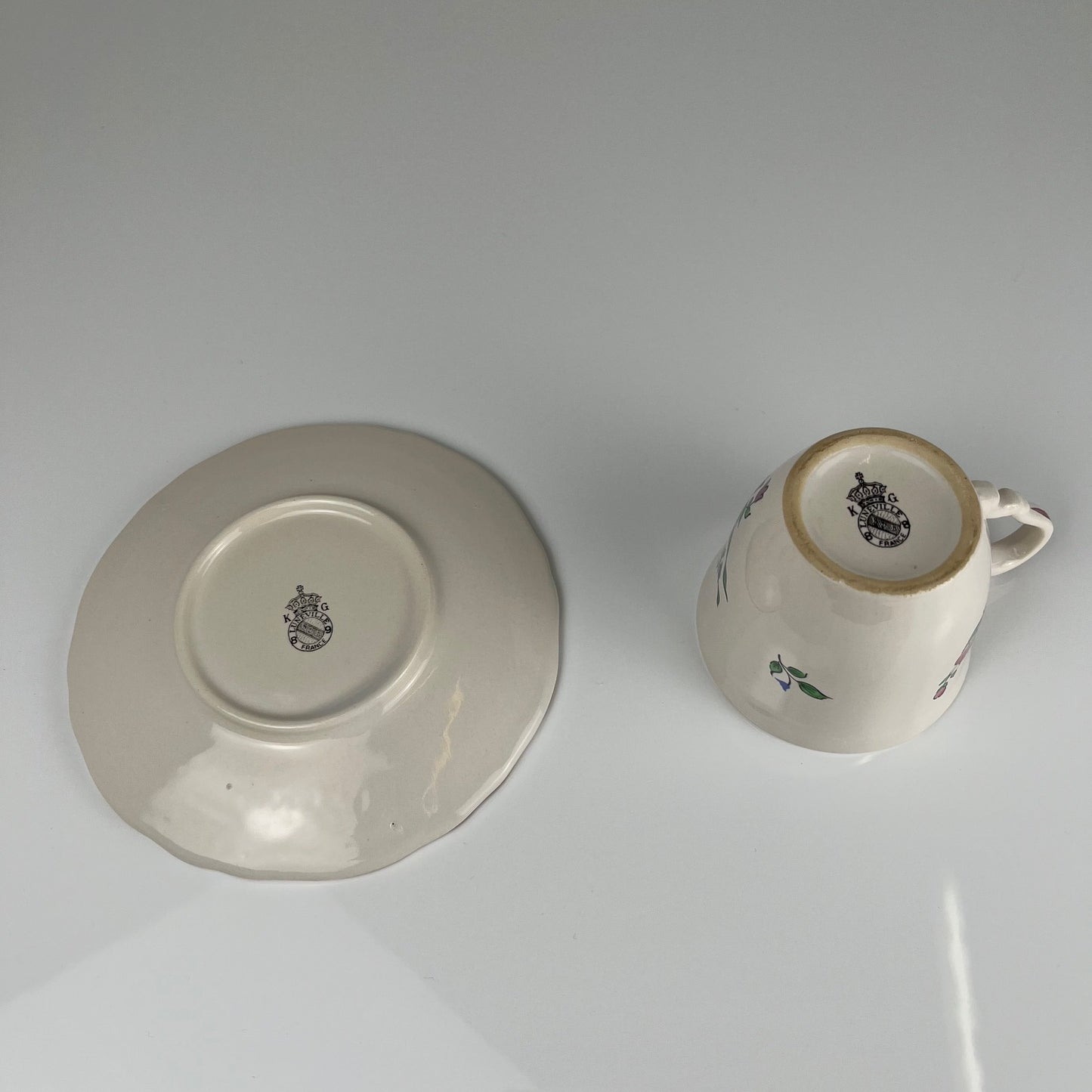 Set de 5 tasses + soucoupes KG Luneville – modèle Réverbère