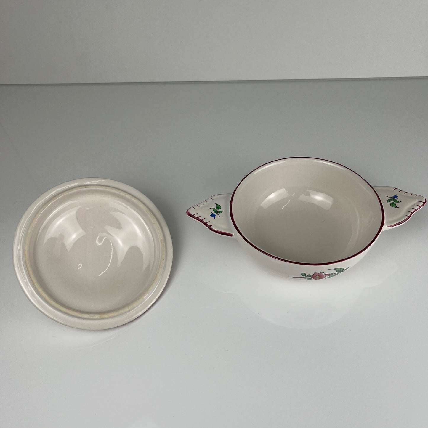 Rare Bol avec oreille et couvercle KG Luneville – modèle Réverbère