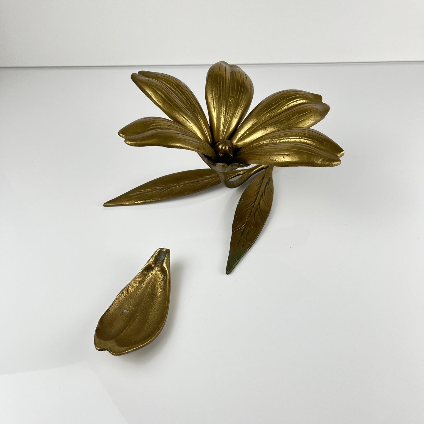 Grand Cendrier Fleur en Laiton, 1970