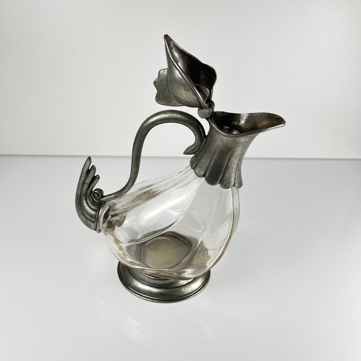 Aiguière Zoomorphe coq en verre et étain, style Art Déco, vers 1930-1950