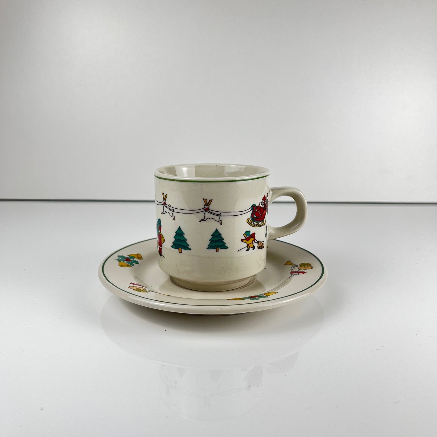 Set de tasses a café/thé de noël , 1980
