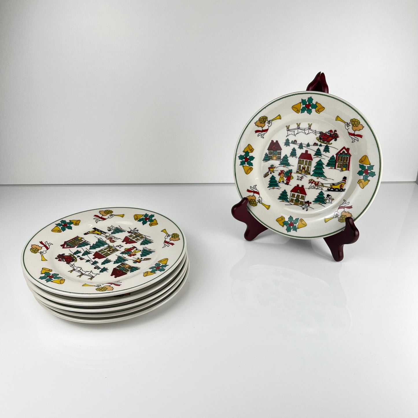 Set de 6 assiettes à dessert de noël , 1980