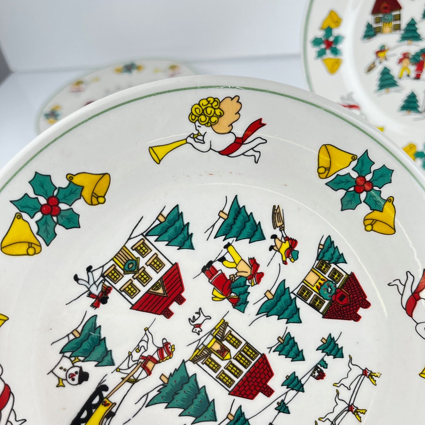 Set de 6 assiettes à dessert de noël , 1980