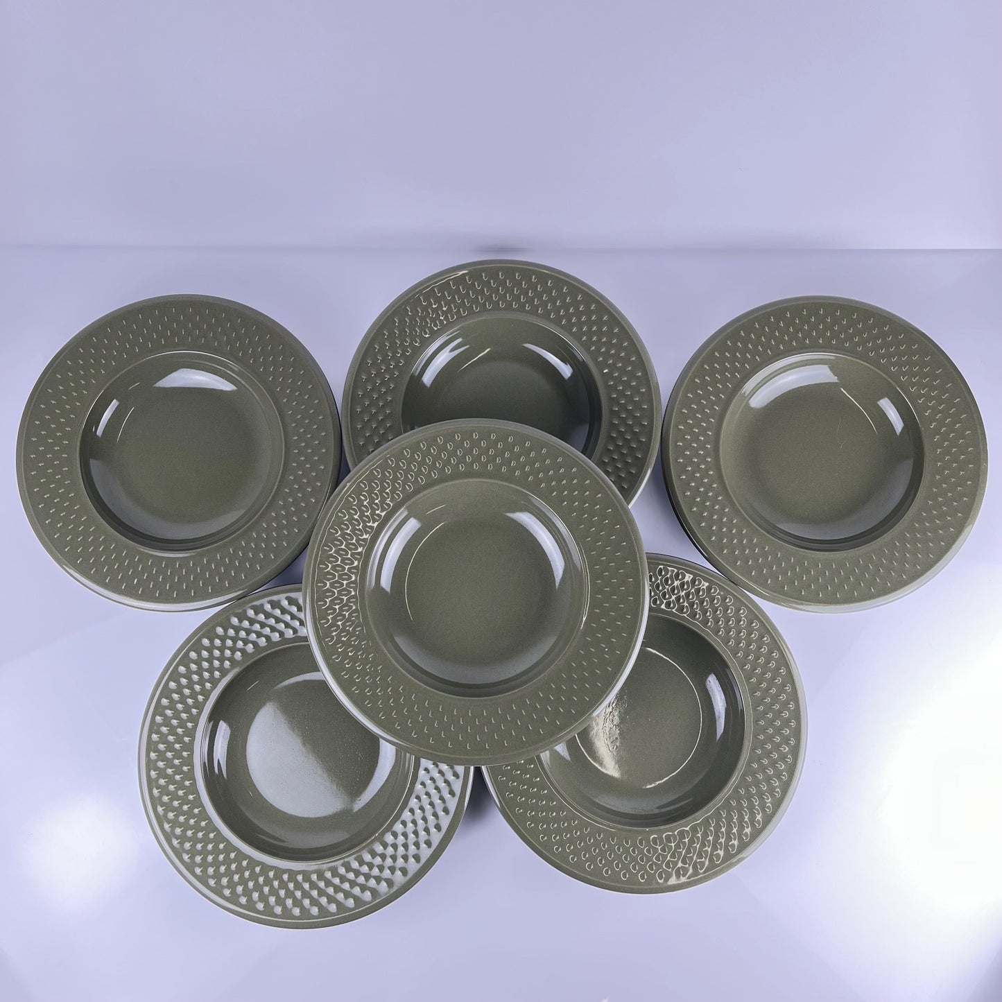 Set de 6 assiettes creuses Genevieve Lethu modèle "Grain de riz" vert