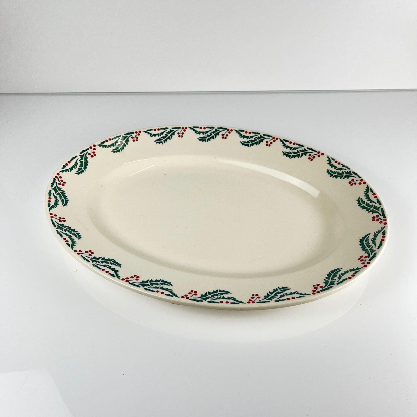 Grand plat ovale "houx" terre de fer