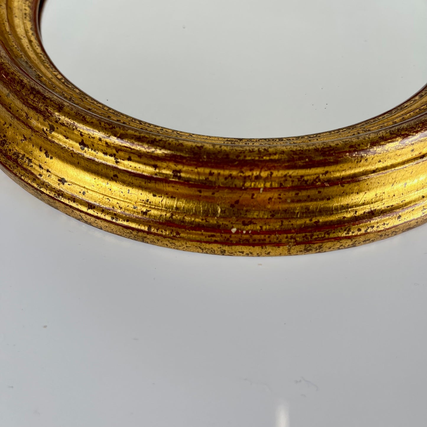 Petit miroir médaillon , XXe, style Louis XV
