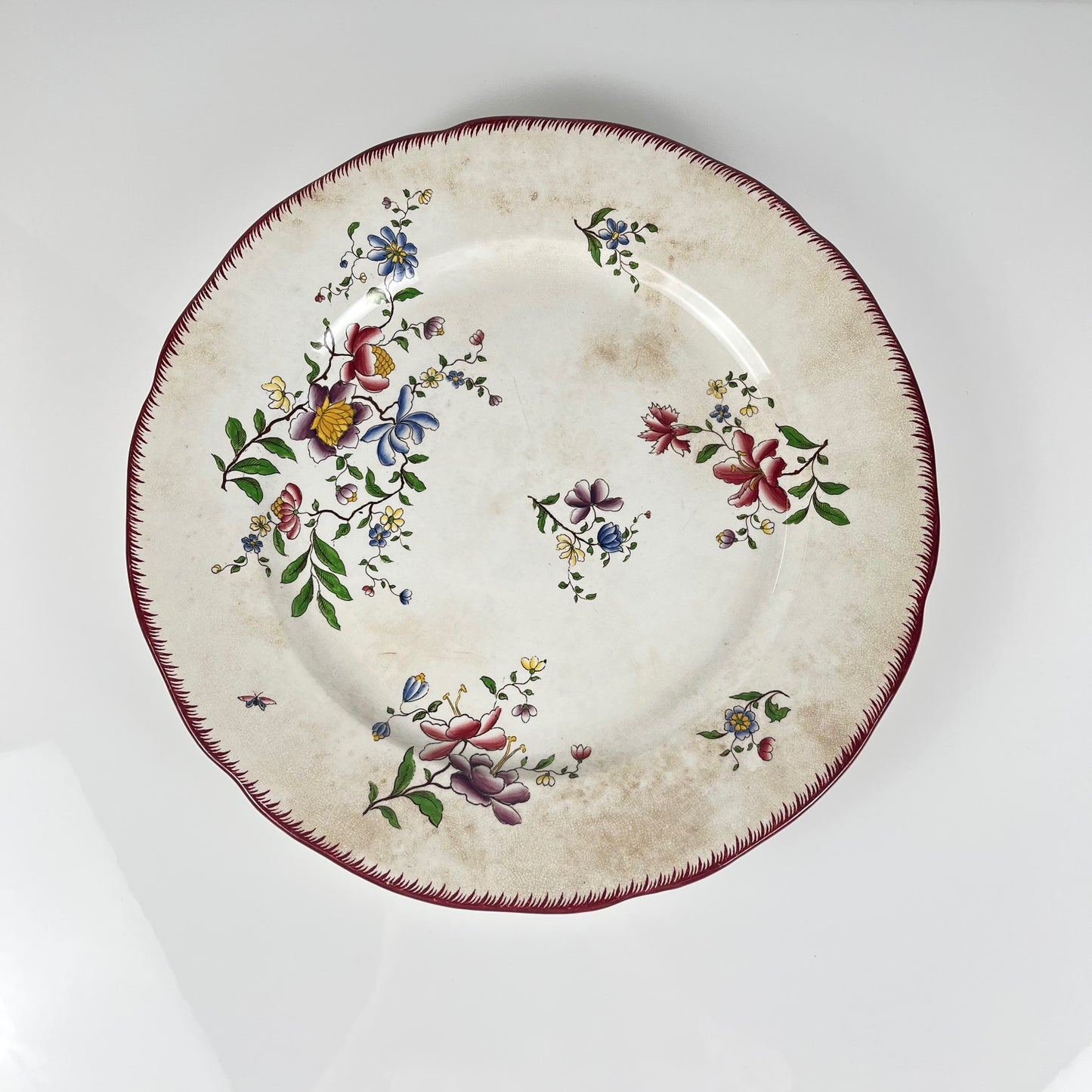 Large round patinated dish, Strasbourg model, Sarreguemines, 1880-1918