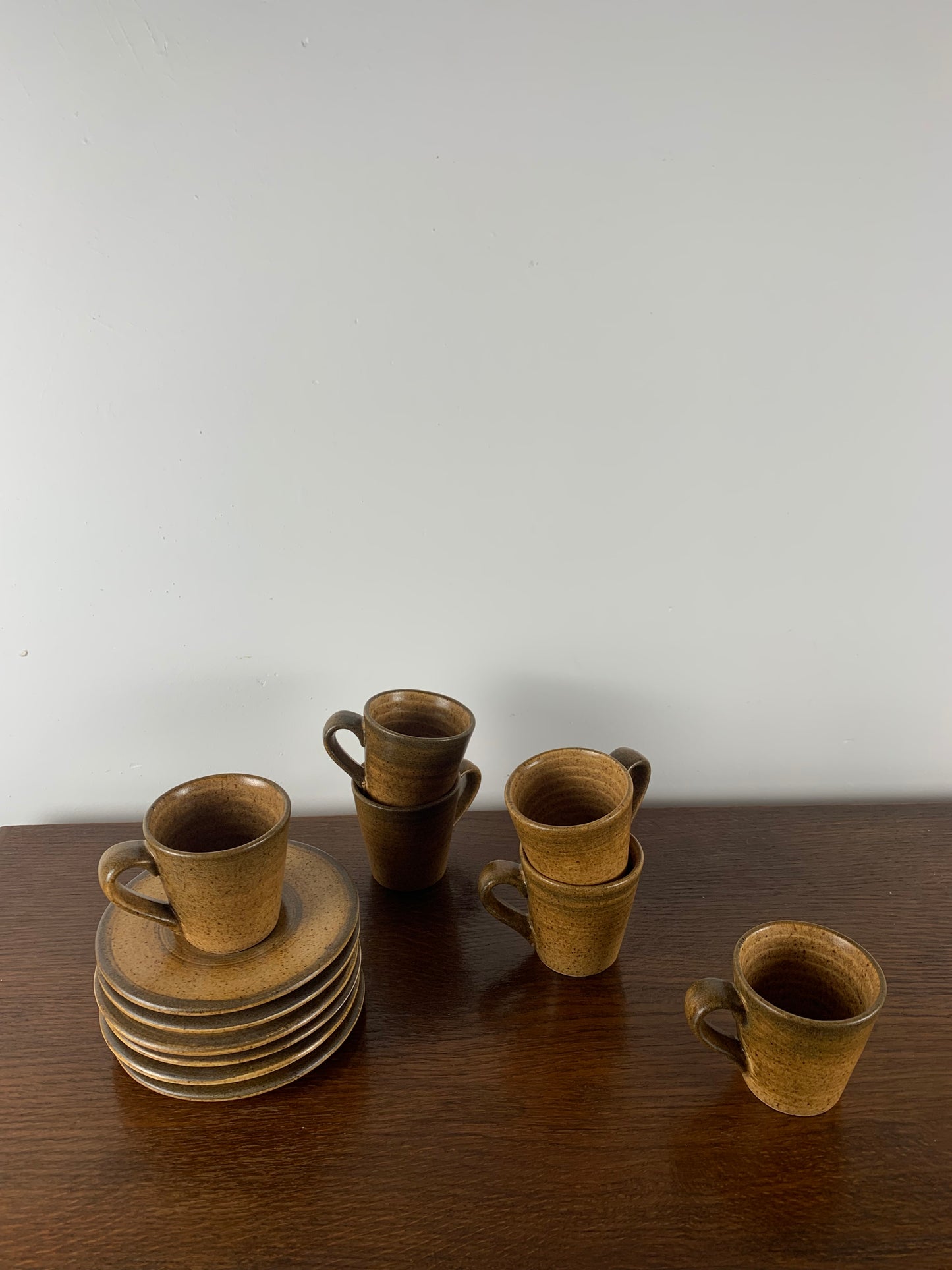 Set of 6 coffee cups + their saucers, Longchamp, 1970